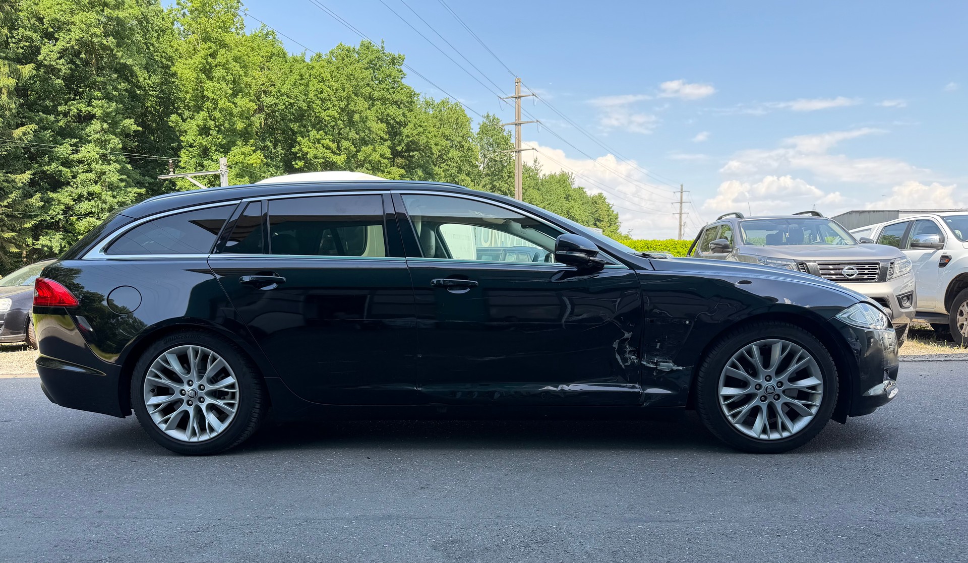 JAGUAR XF Sportbrake 2.2d Luxury-image-2