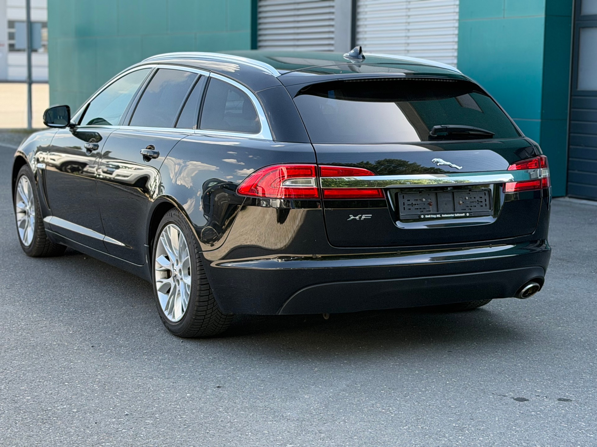 JAGUAR XF Sportbrake 2.2d Luxury-image-7