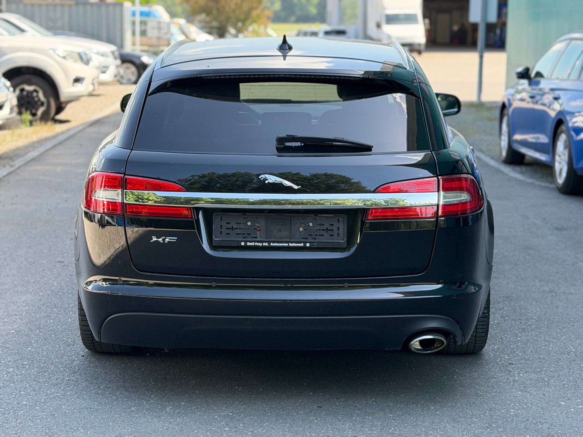 JAGUAR XF Sportbrake 2.2d Luxury-image-6