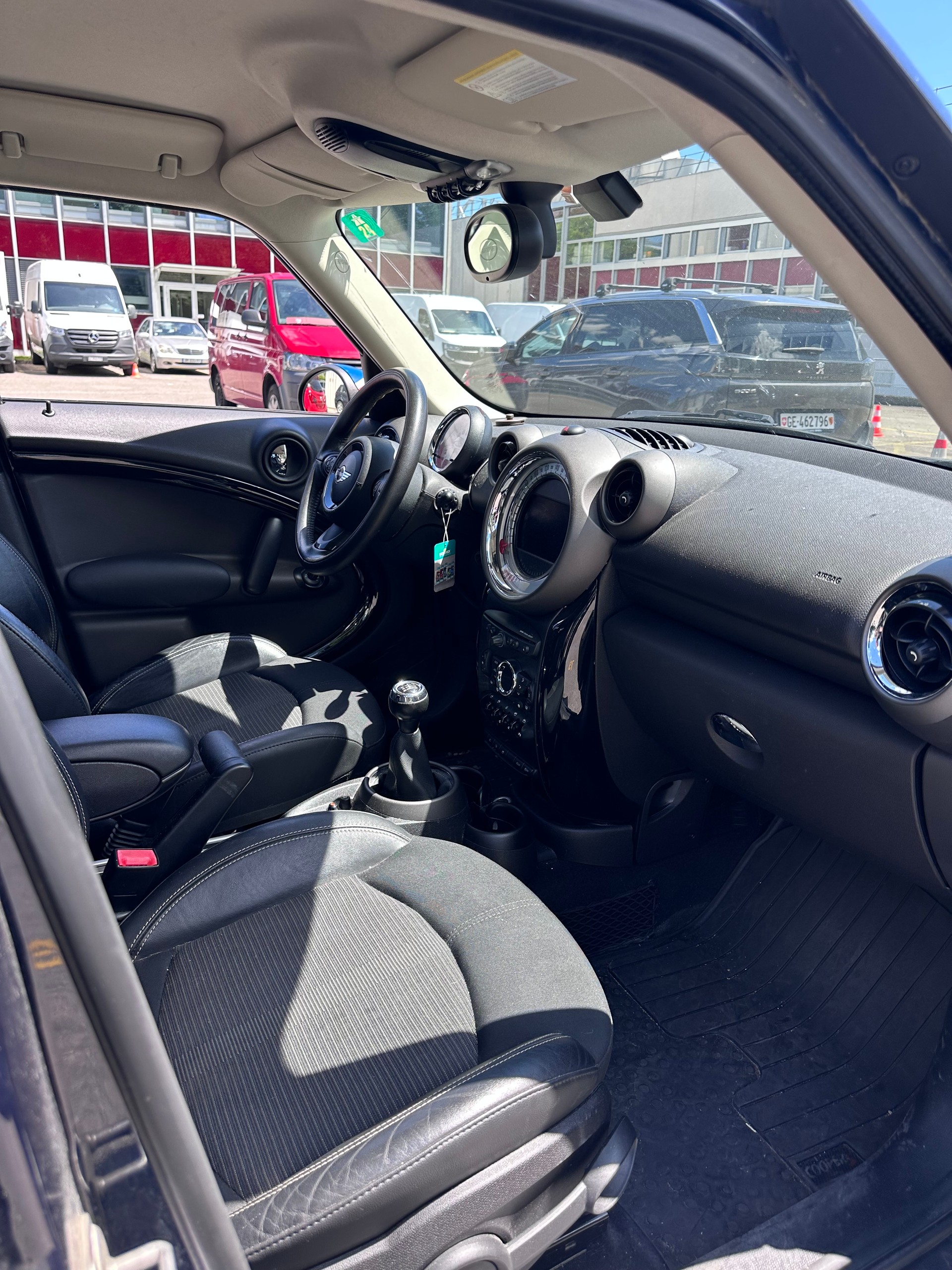 MINI Countryman Cooper D ALL4-image-6