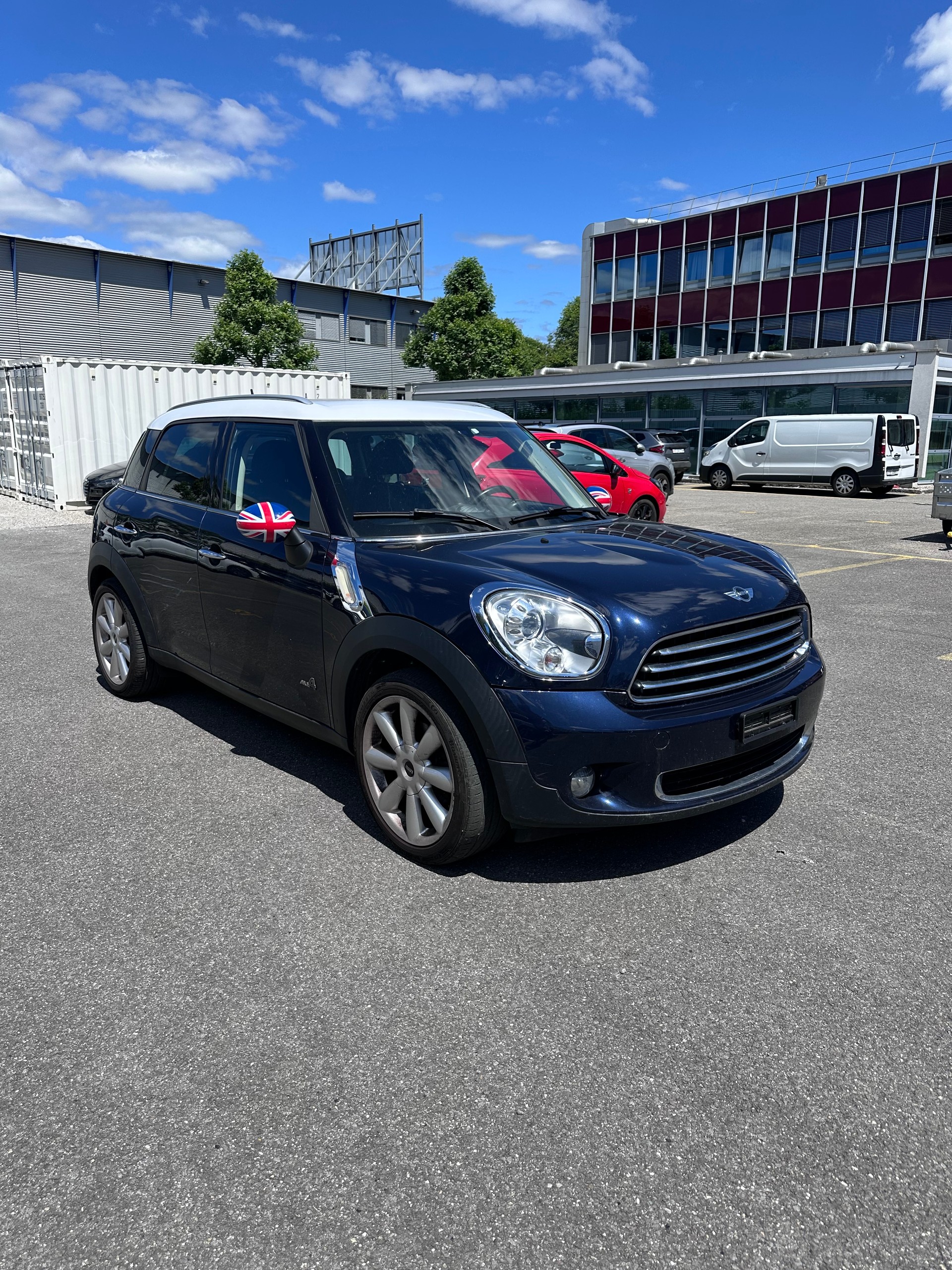 MINI Countryman Cooper D ALL4-image-4