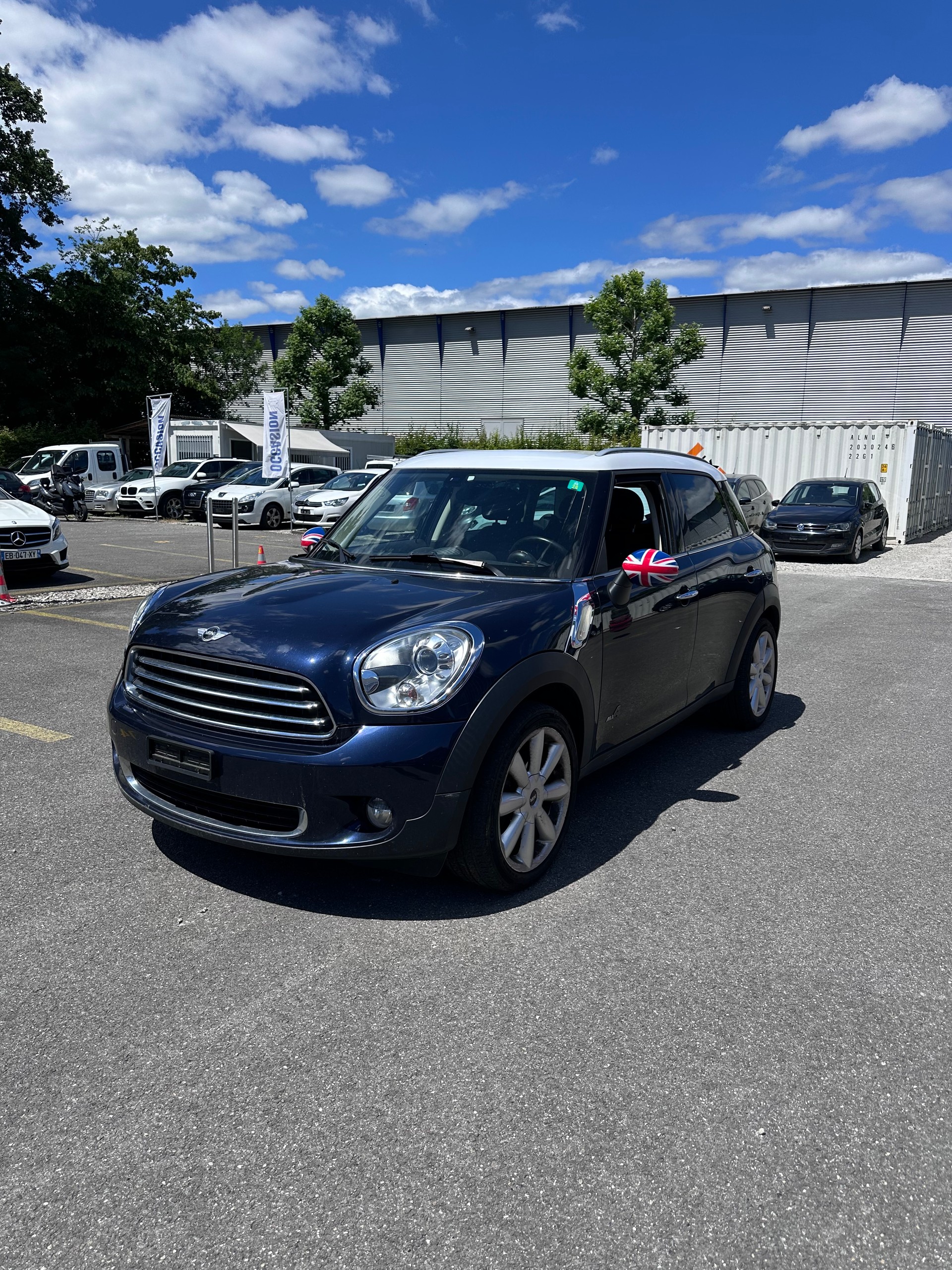 MINI Countryman Cooper D ALL4-image-0