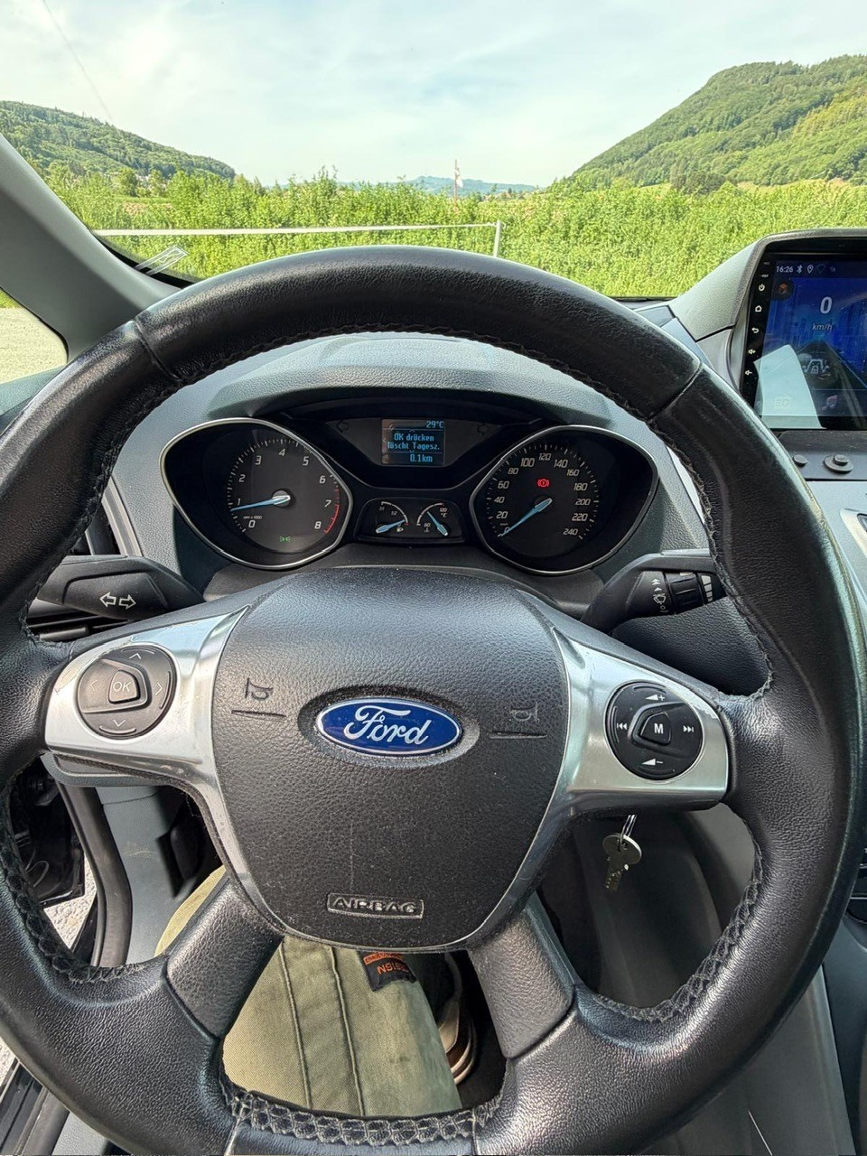 FORD C-Max 1.6 Ti-VCT Titanium-image-9