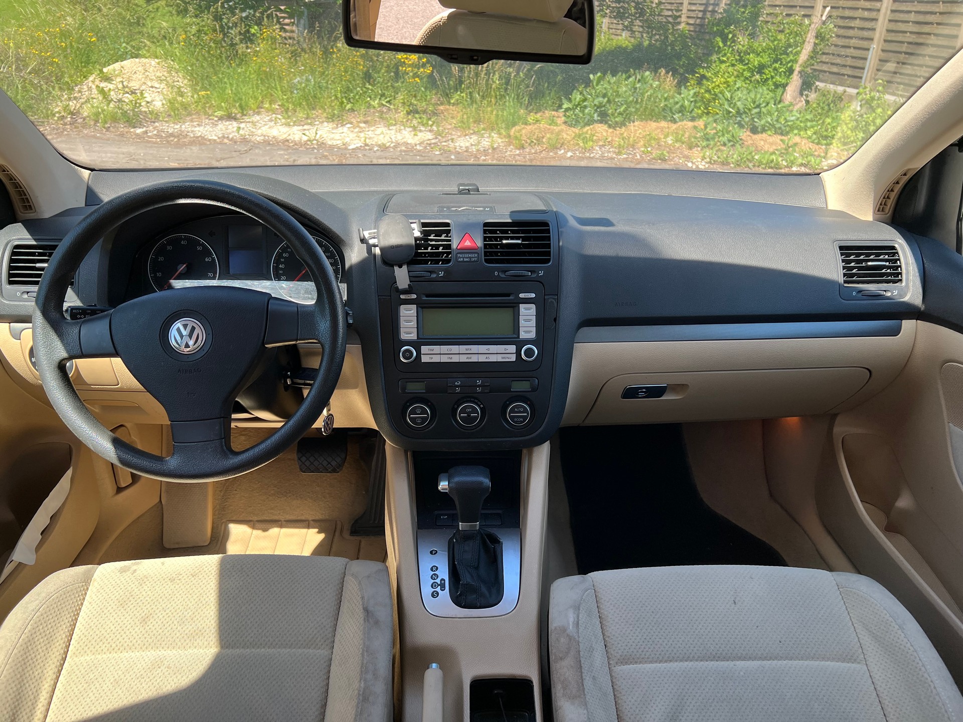 VW Golf 2.0 FSI Comfortline-image-6