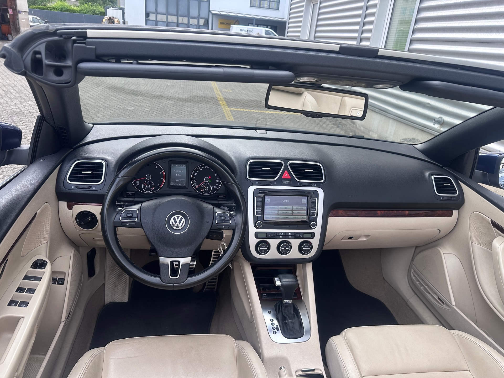 VW Eos 2.0 FSI Turbo White Night DSG-image-11