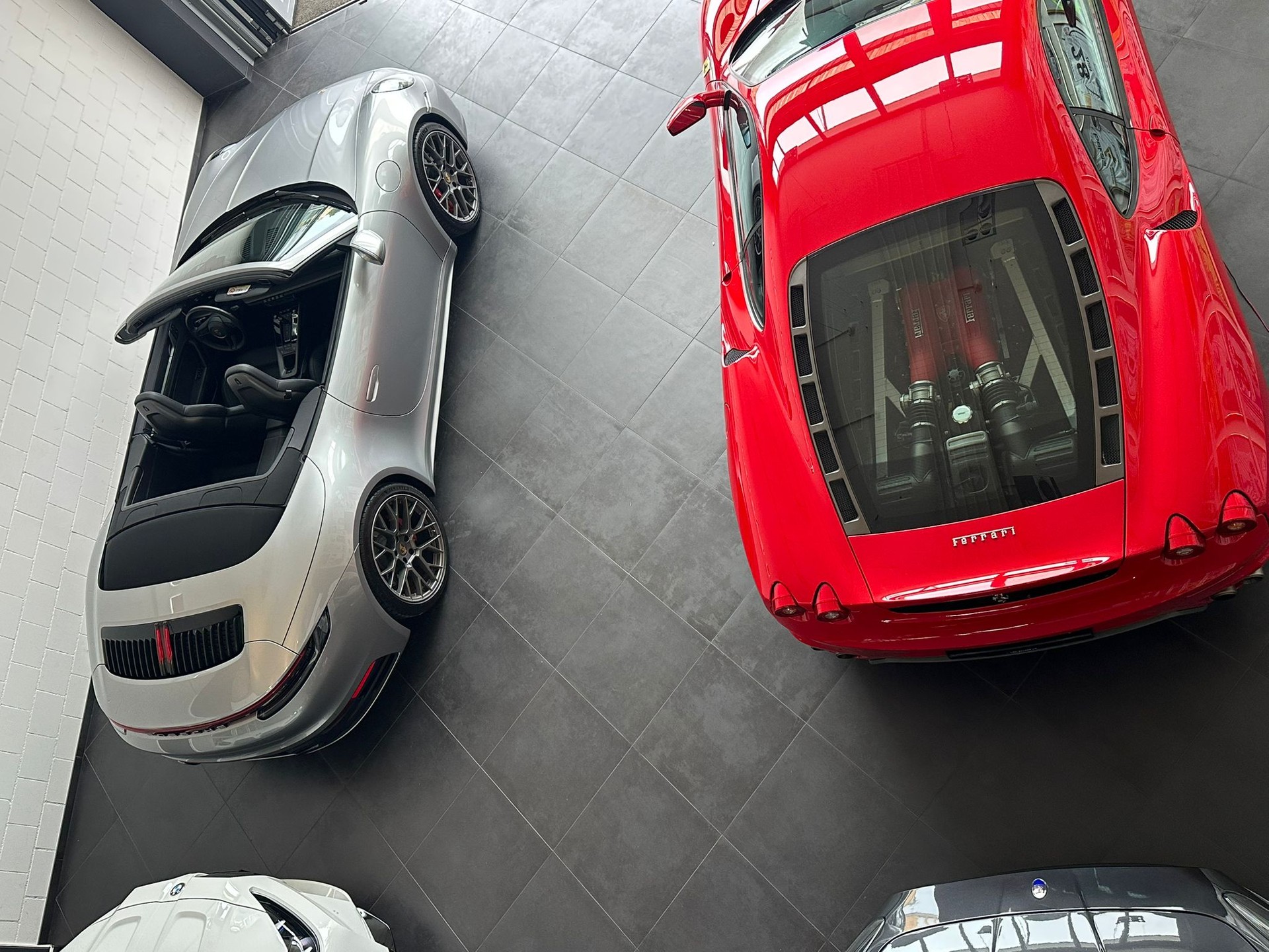 PORSCHE 911 Carrera S Cabriolet-image-12