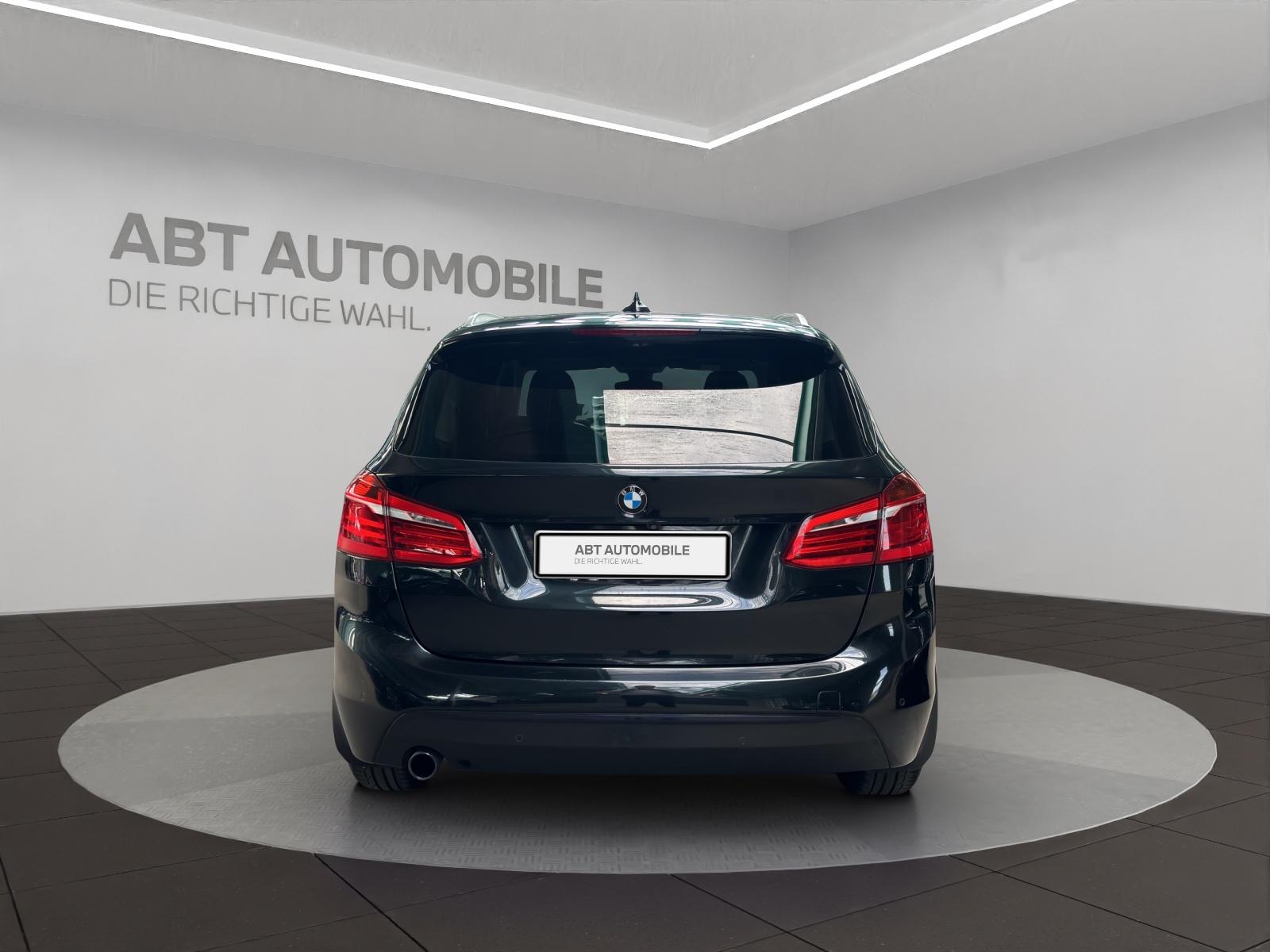 BMW 218i Active Tourer-image-4