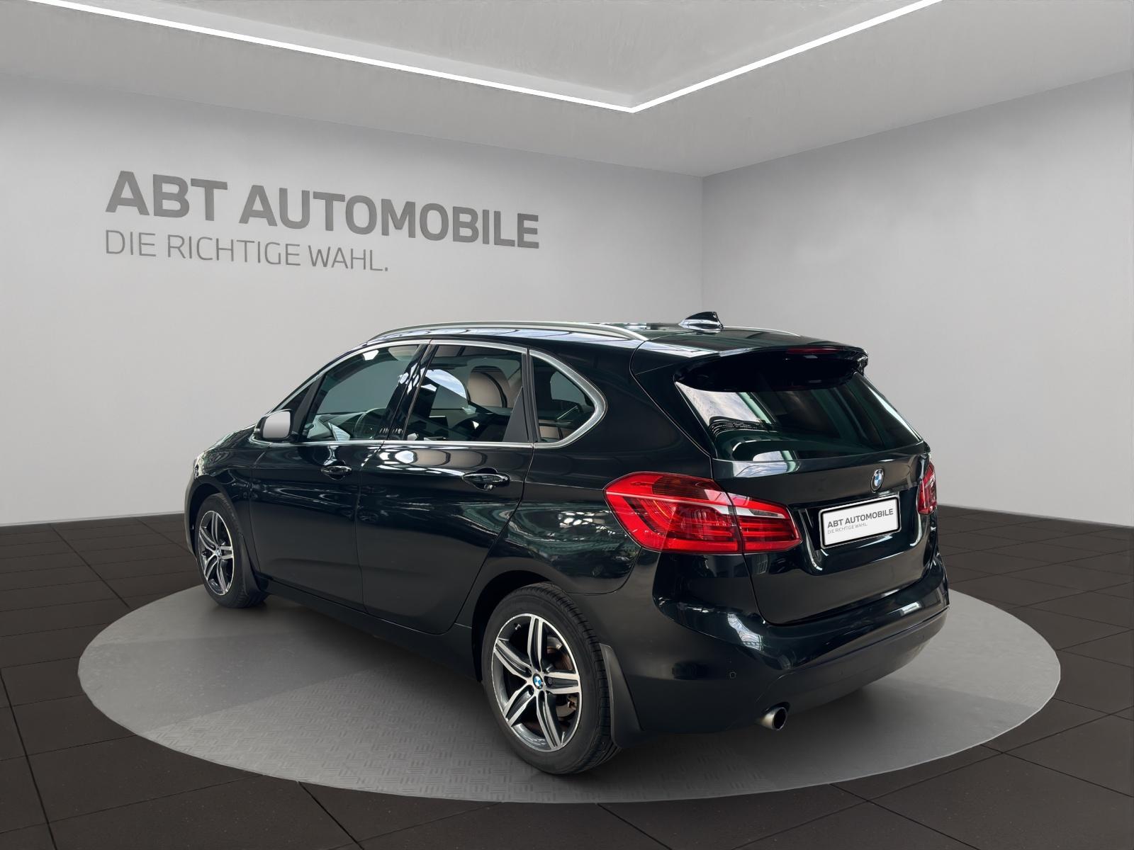 BMW 218i Active Tourer-image-3