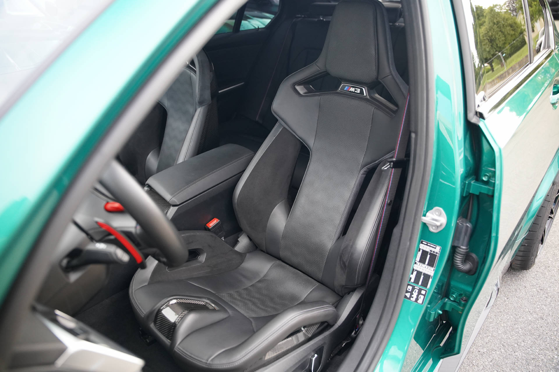 BMW M3 Competition M xDrive-image-9