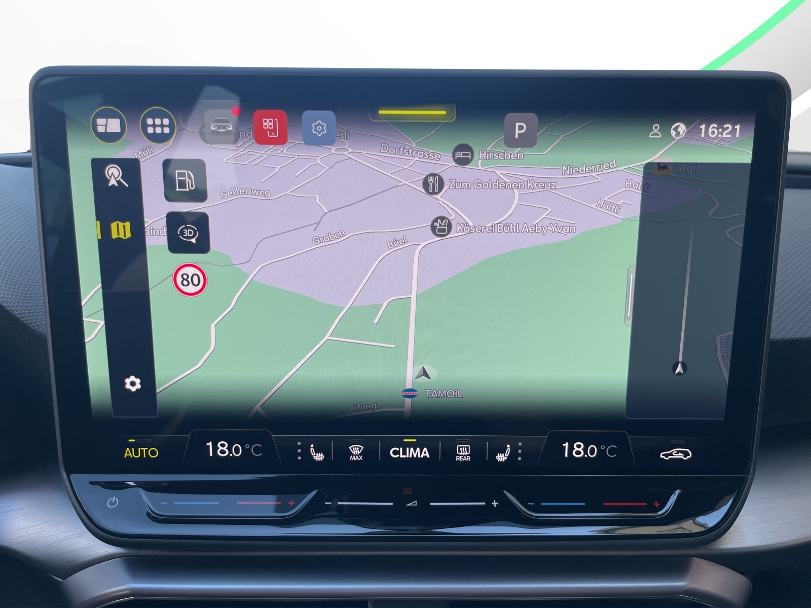 SEAT Leon 1.5 eTSI mHEV DSG FR-image-11