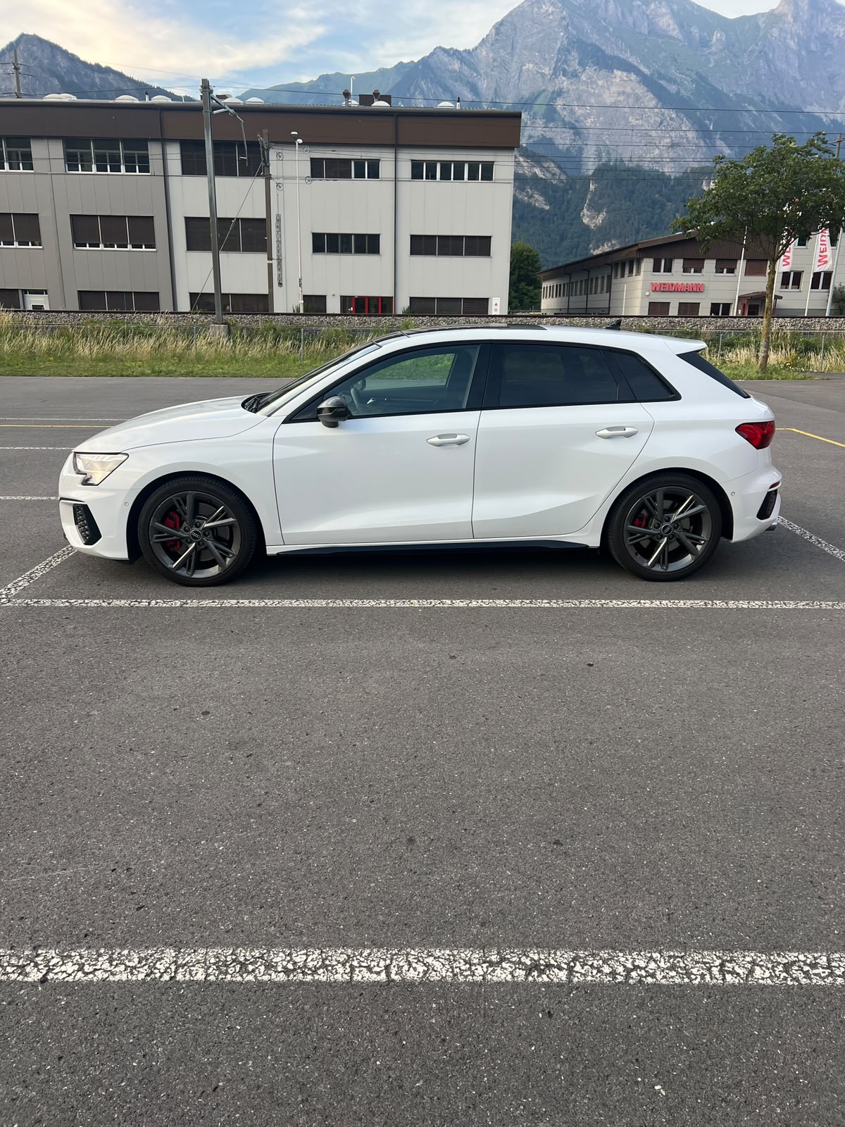 AUDI 2.0 TFSI quattro S-Tronic-image-1