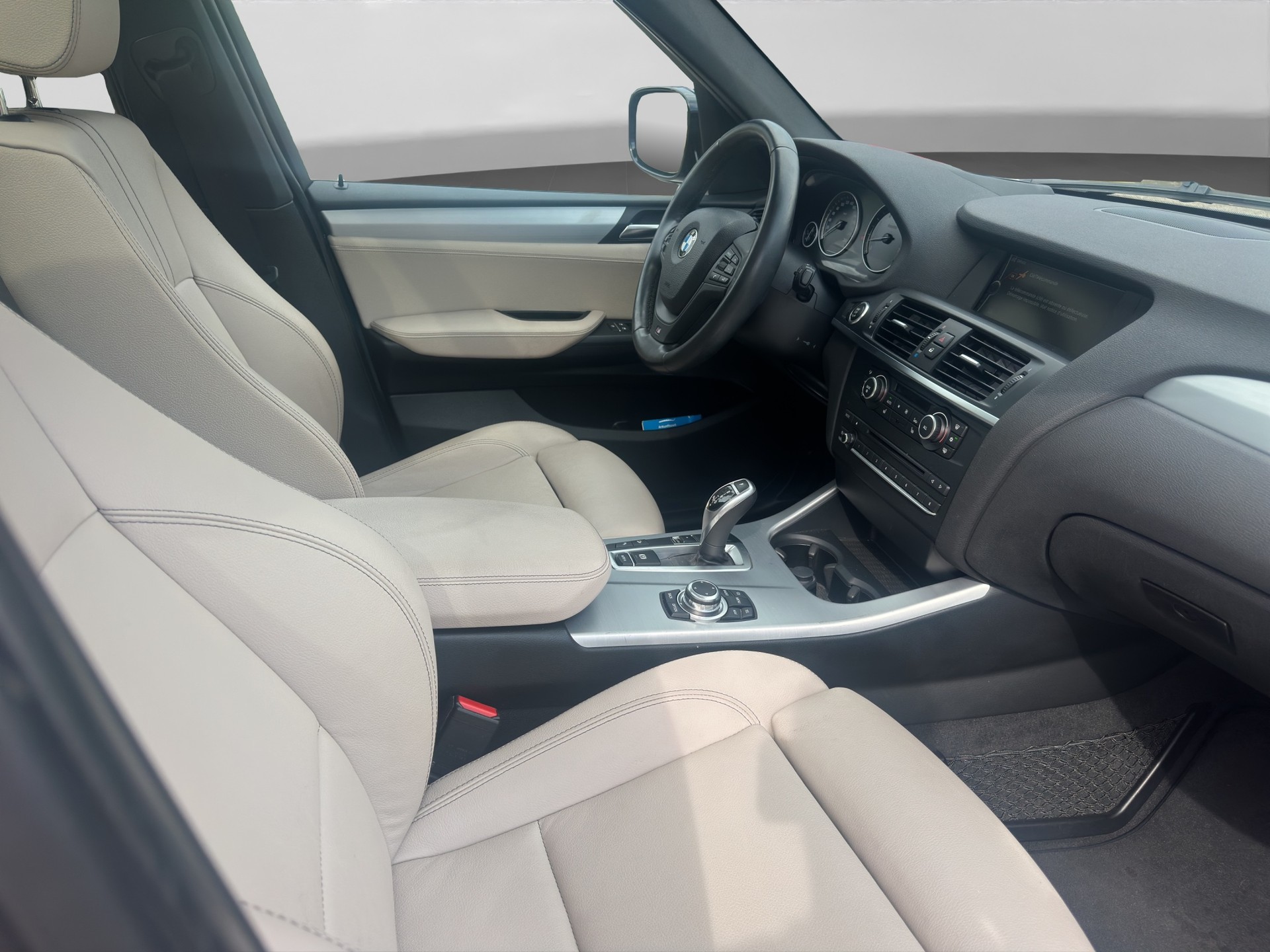 BMW X3 xDrive 35i Steptronic-image-12