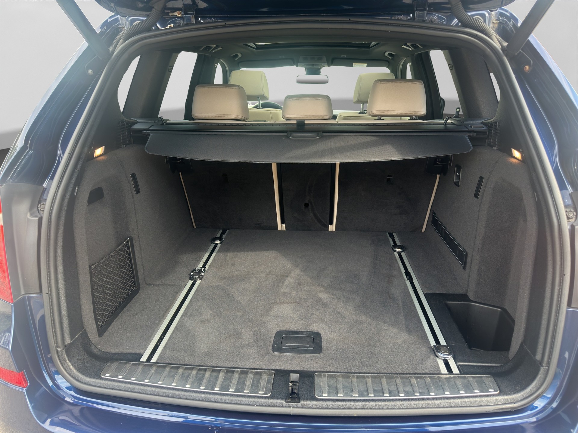 BMW X3 xDrive 35i Steptronic-image-15