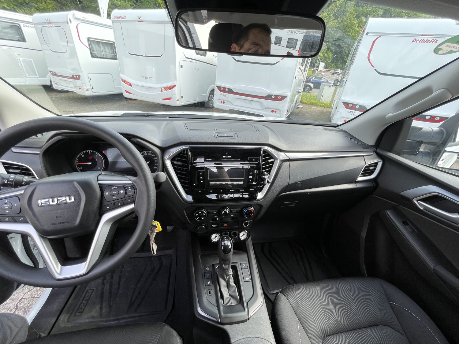 ISUZU D-Max Space 1.9 DDi N 60BB 4x4-image-9