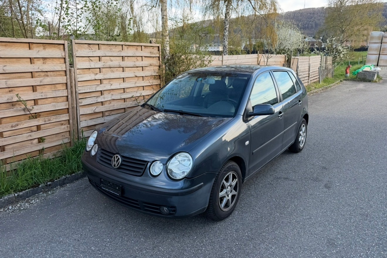 VW Polo 1.4 16V FSI Highline-image-1