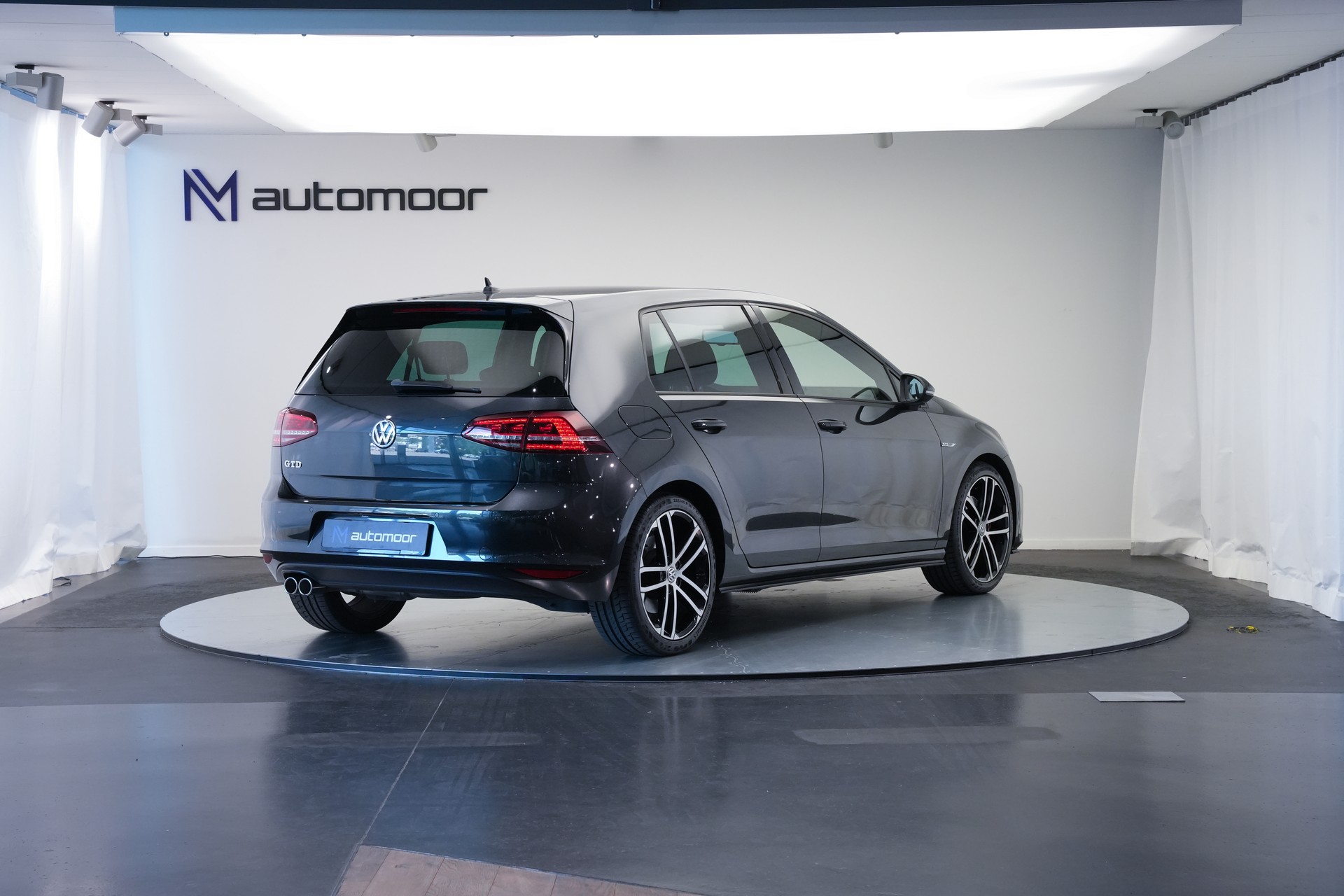 VW Golf 2.0 TDI GTD DSG *CH-Fahrzeug*-image-4