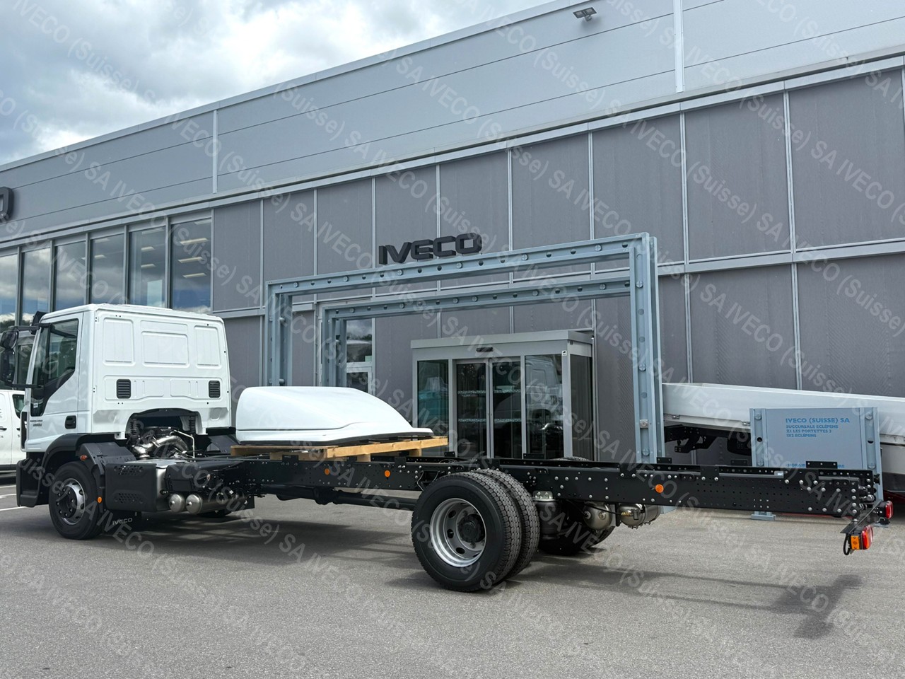 IVECO ML140E28/FP-image-3