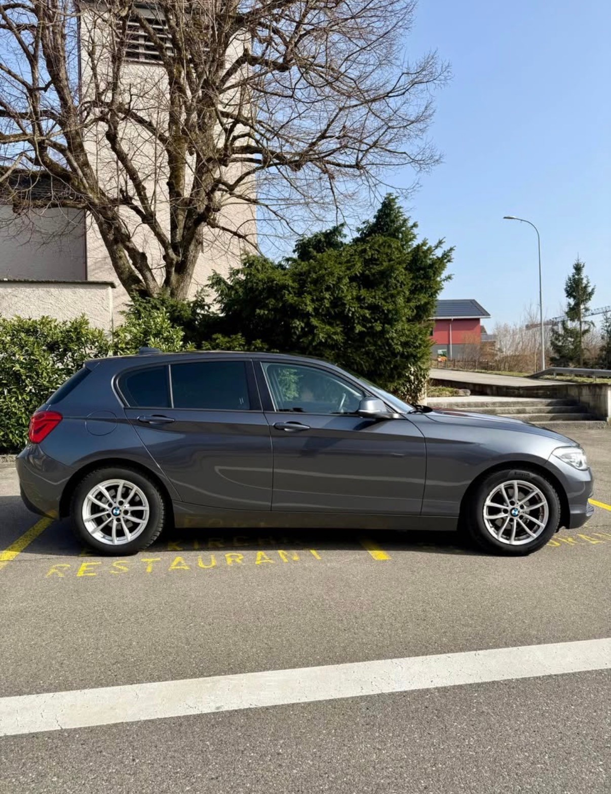 BMW 118i Steptronic-image-4