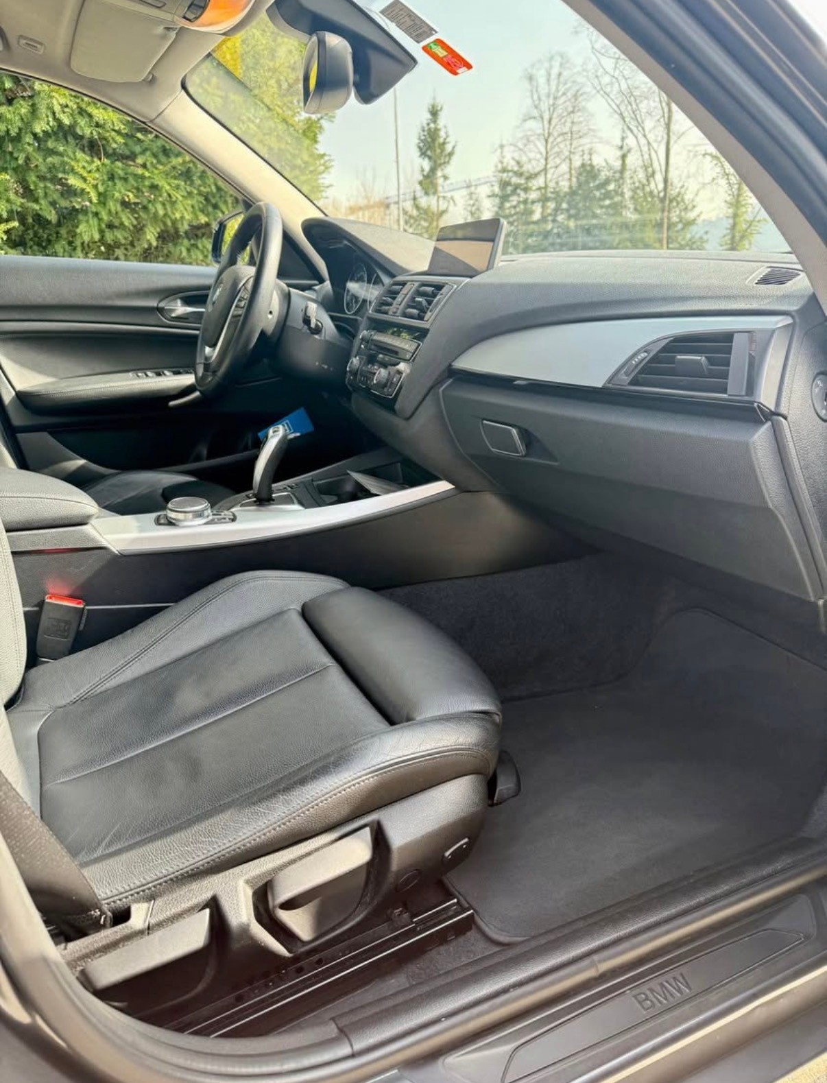 BMW 118i Steptronic-image-3