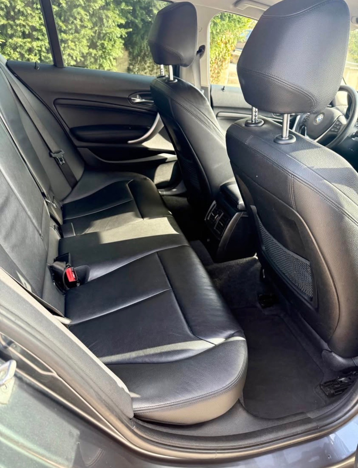 BMW 118i Steptronic-image-7
