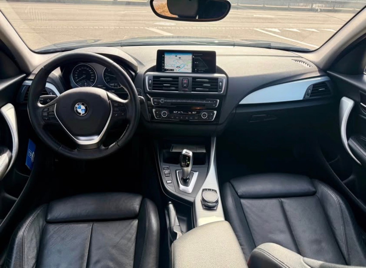 BMW 118i Steptronic-image-2