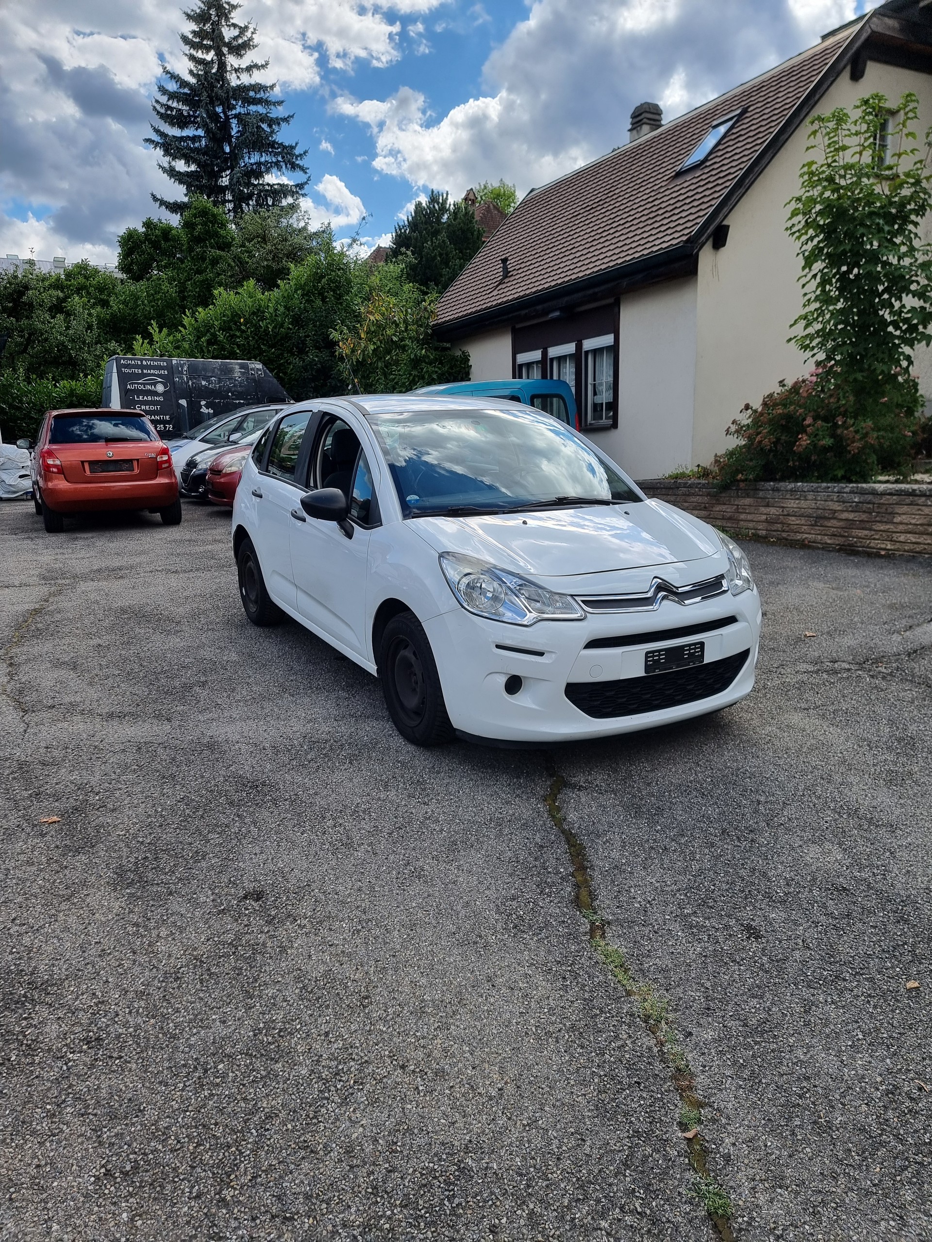 CITROEN C3 1.0i Attraction-image-1
