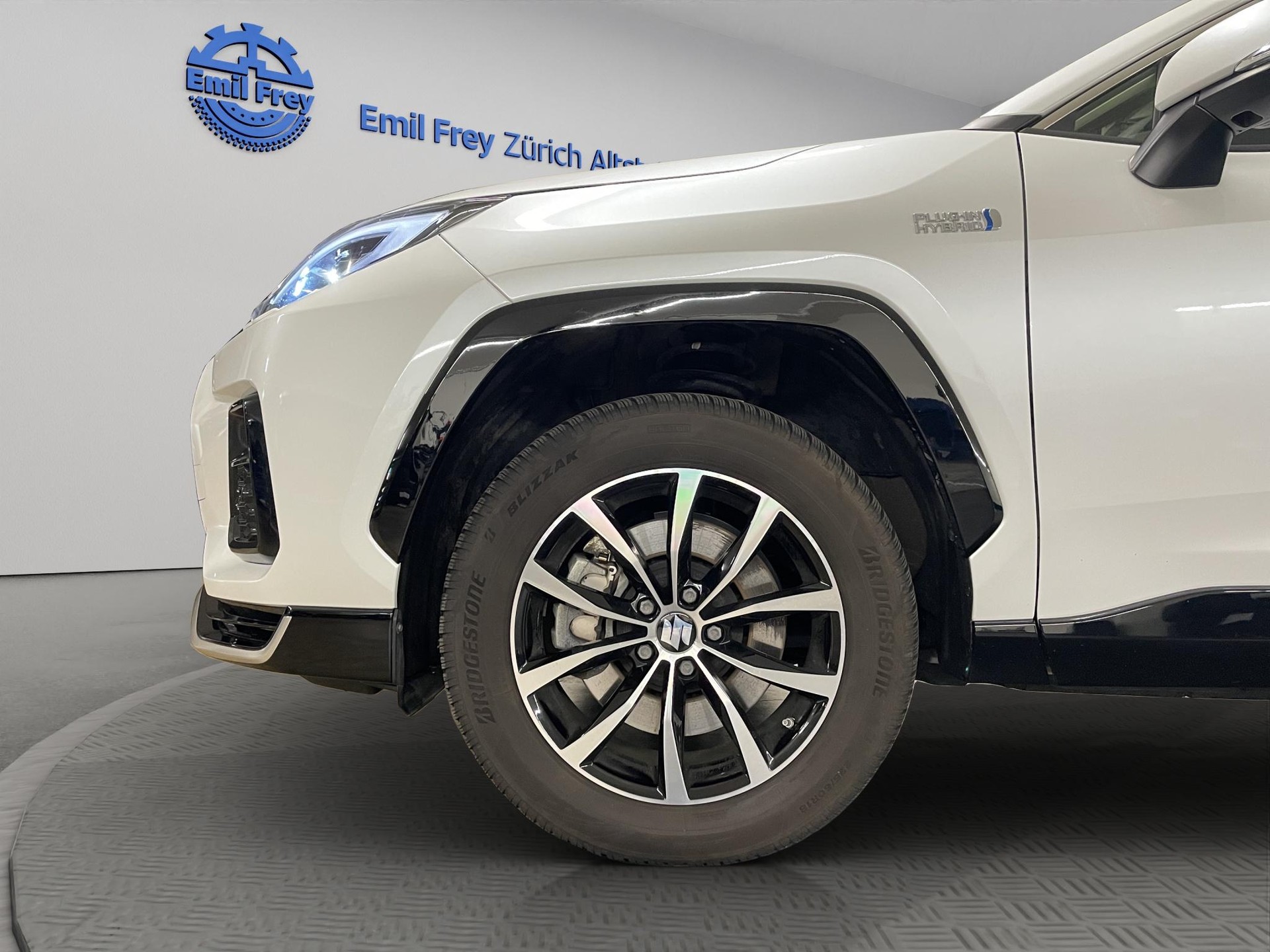 SUZUKI Across 2.5 PHEV Compact Top 4x4-image-14