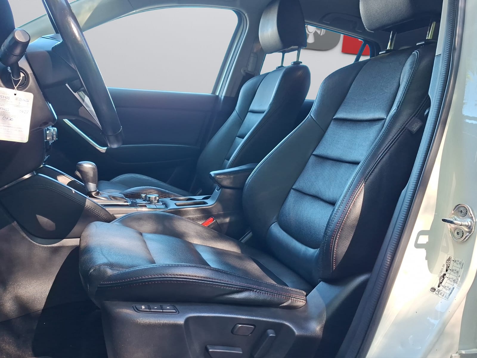 MAZDA CX-5 2.2 D HP Revolution AWD Automatic-image-10