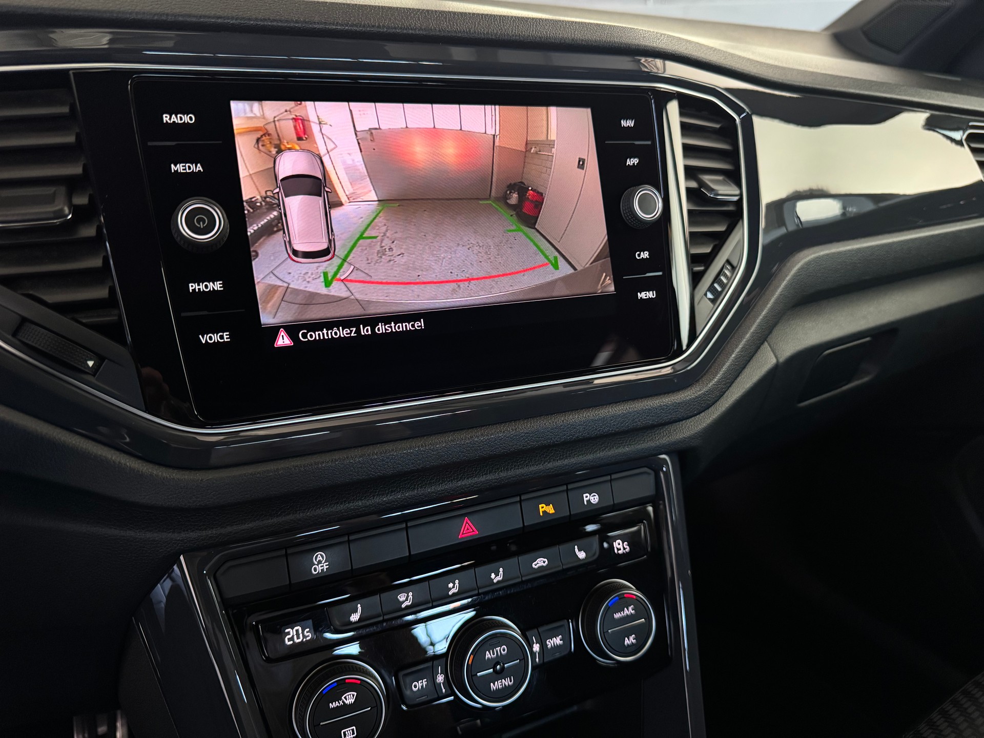 VW T-Roc 2.0 TSI Sport DSG 4Motion-image-11