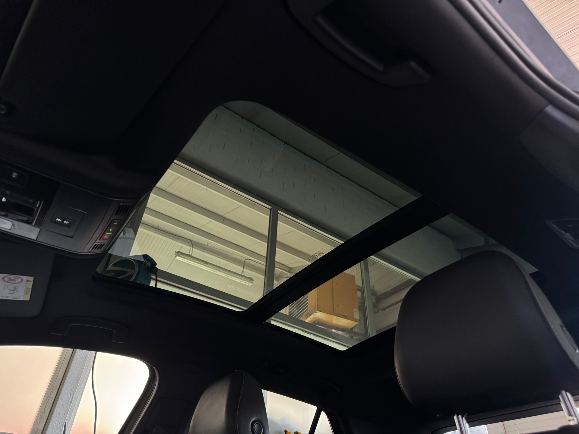 VW T-Roc 2.0 TSI Sport DSG 4Motion-image-13