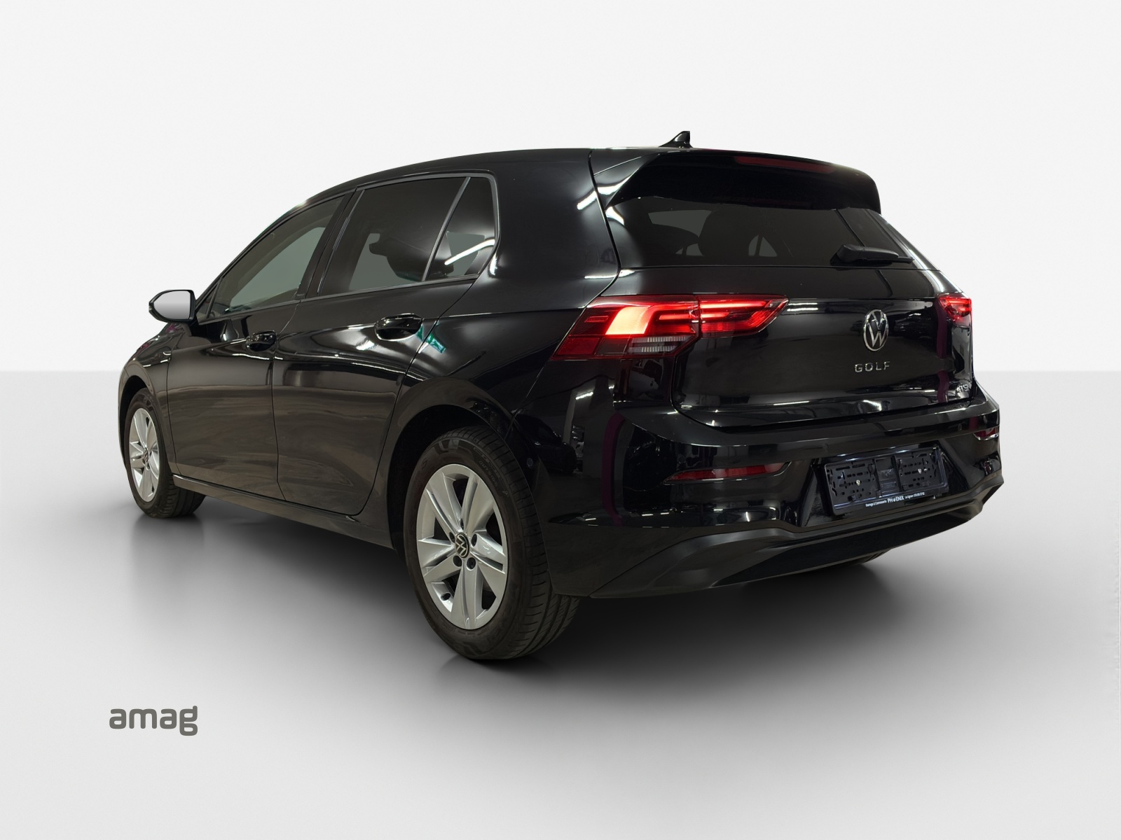 VW Golf 1.0 eTSI mHEV ACTLife DSG-image-2