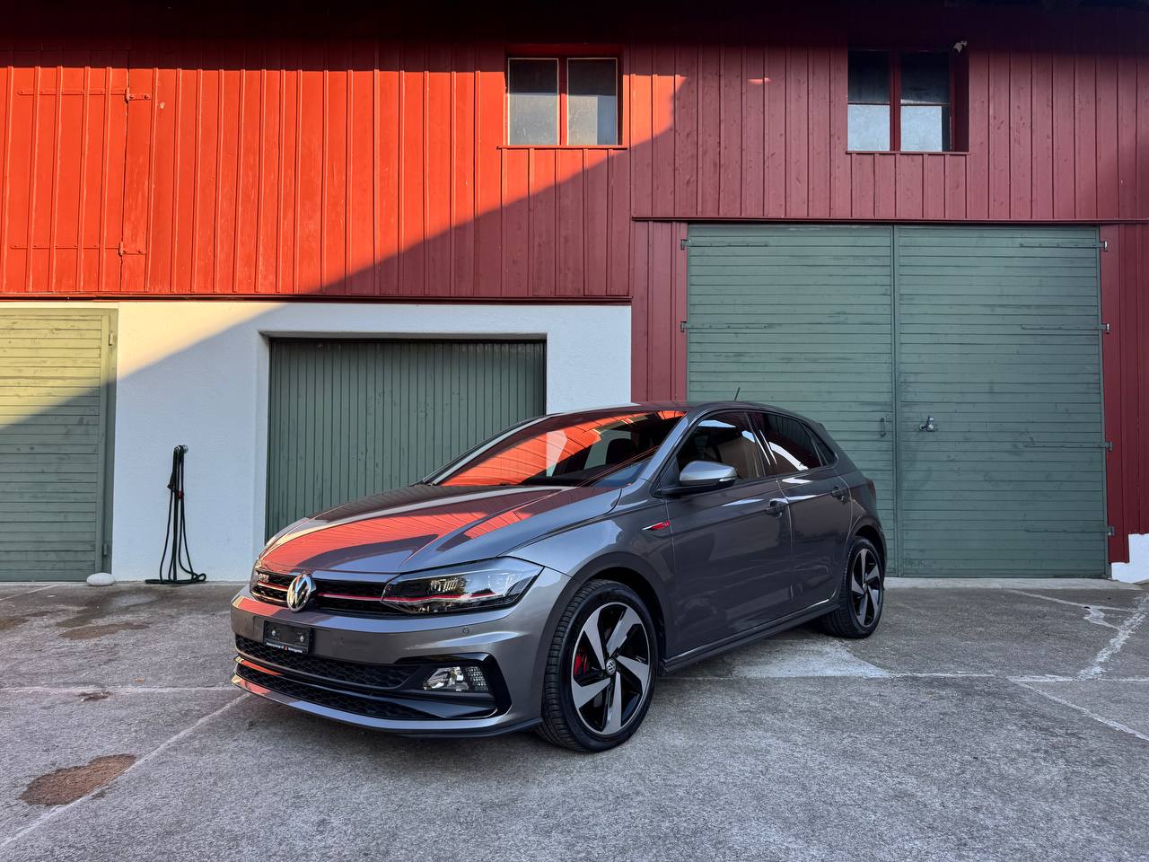 VW Polo 2.0 TSI GTI DSG-image-0