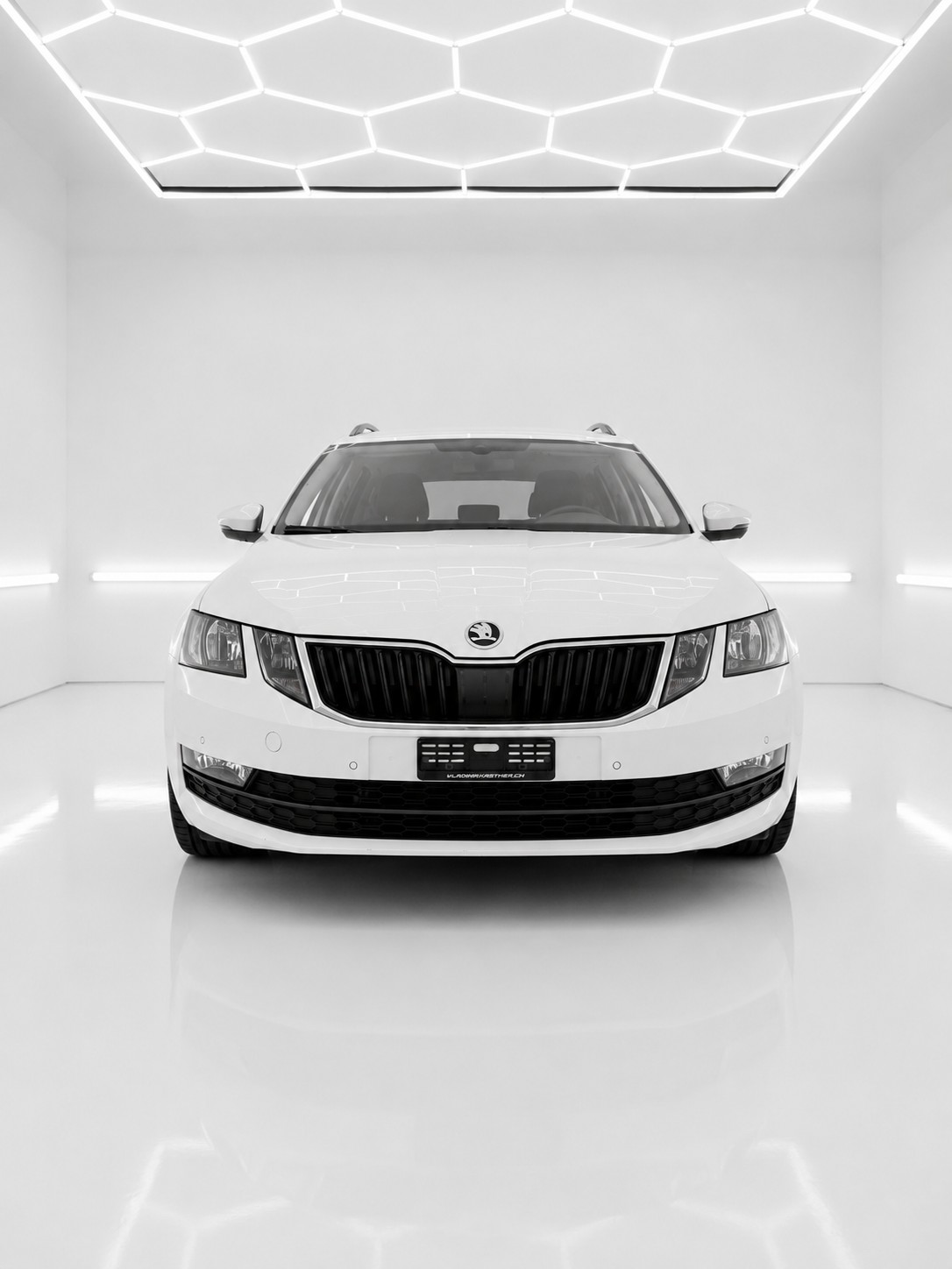 SKODA Octavia Combi 2.0 TDI Ambition 4x4 DSG-image-4