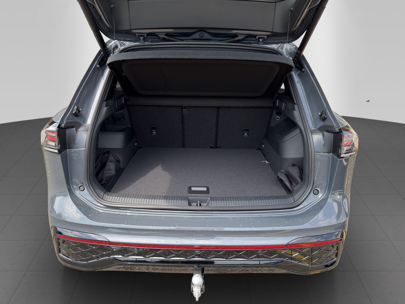 VW Tiguan 2.0 TSI DSG R-Line 4Motion-image-11