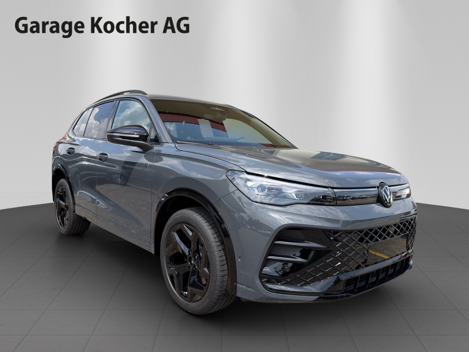 VW Tiguan 2.0 TSI DSG R-Line 4Motion-image-6