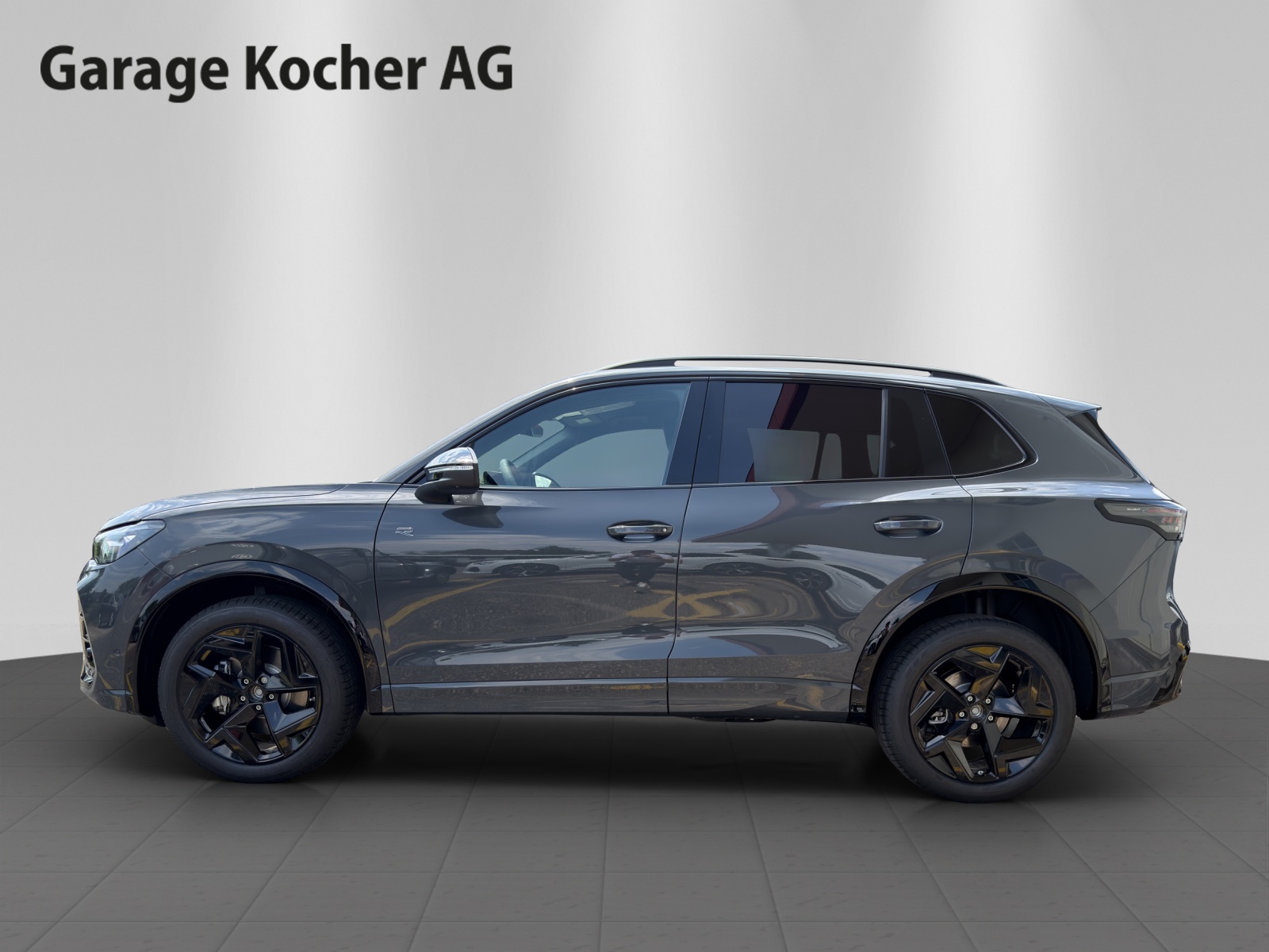 VW Tiguan 2.0 TSI DSG R-Line 4Motion-showroom-element-2