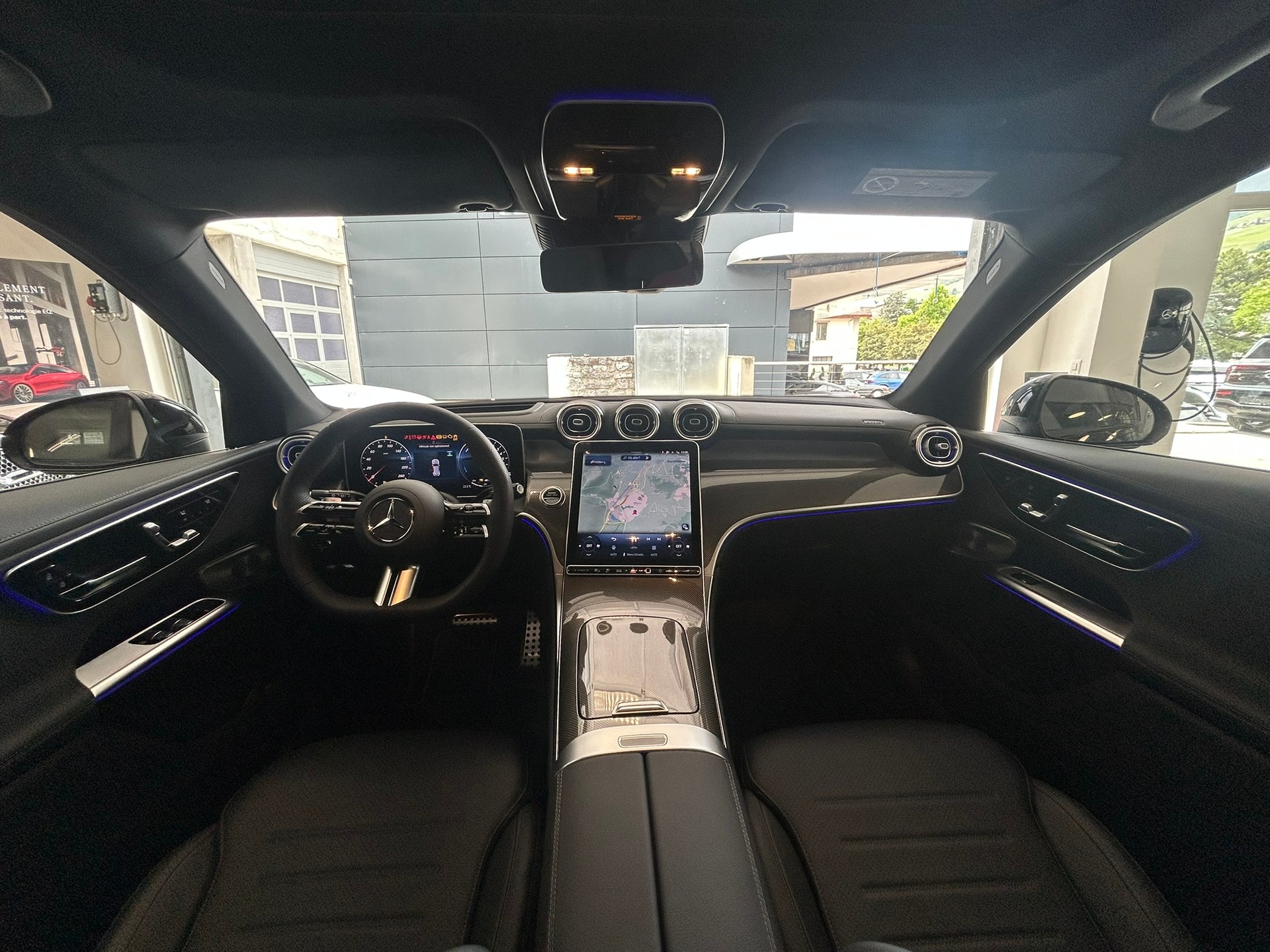 MERCEDES-BENZ GLC 400 e 4Matic EQ Star 9G-Tronic-image-8