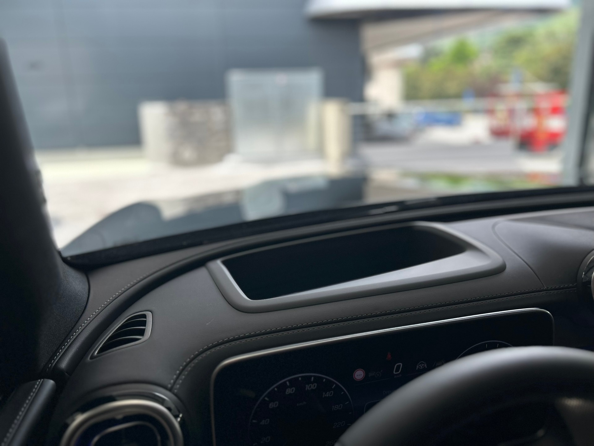 MERCEDES-BENZ GLC 400 e 4Matic EQ Star 9G-Tronic-image-21