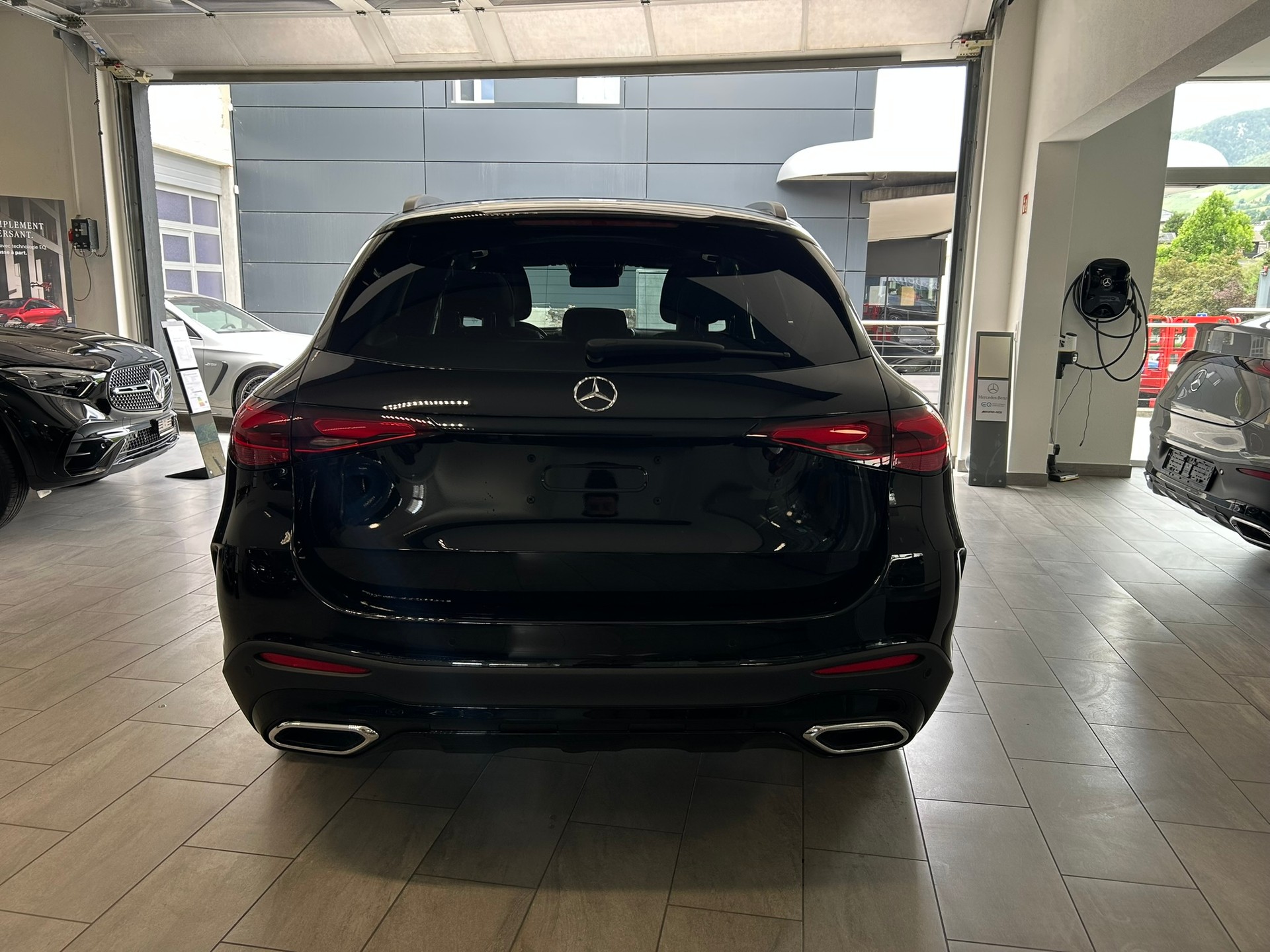 MERCEDES-BENZ GLC 400 e 4Matic EQ Star 9G-Tronic-image-5