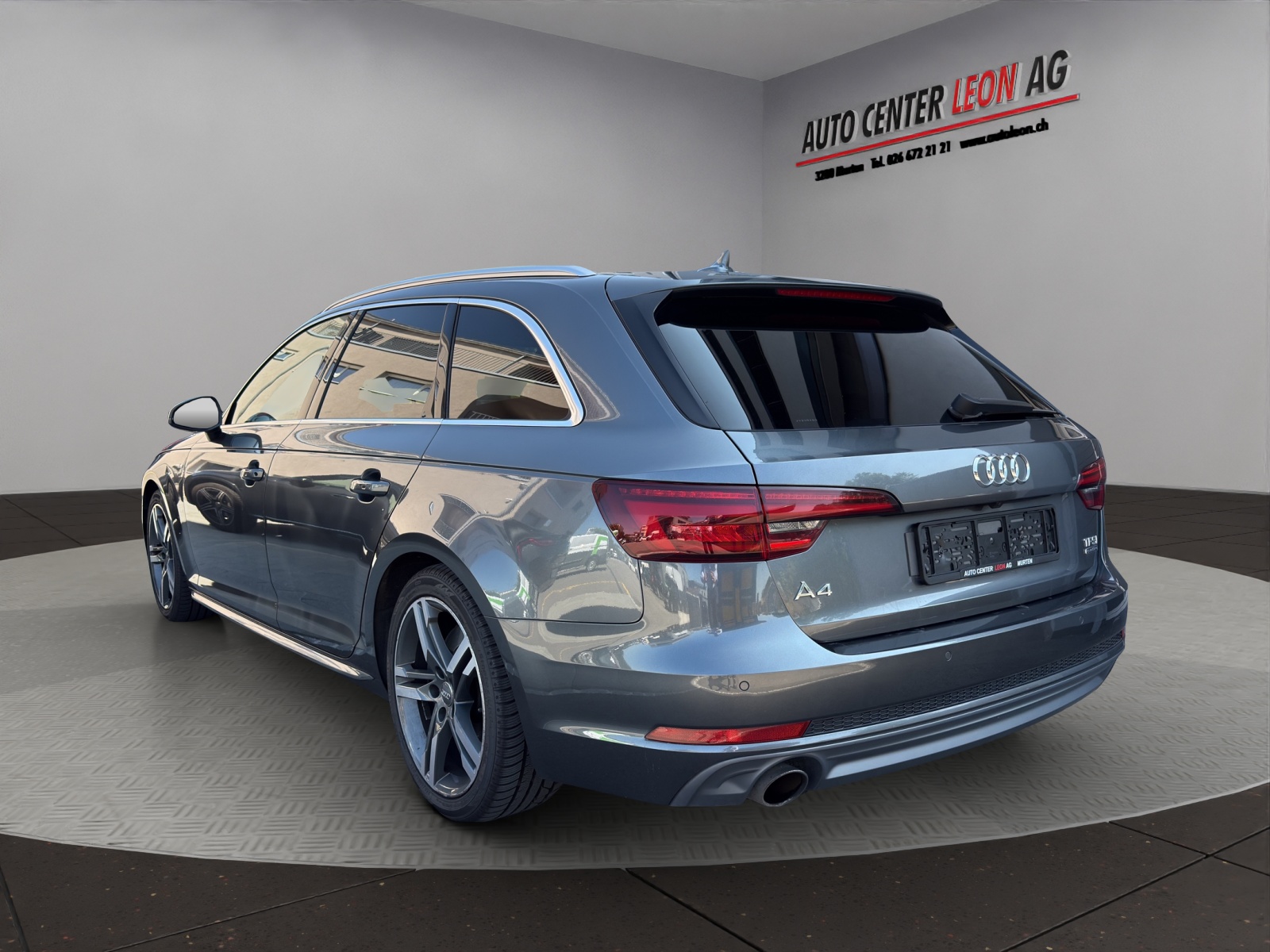 AUDI A4 Avant 2.0 TFSI Sport quattro S-Line-showroom-element-3