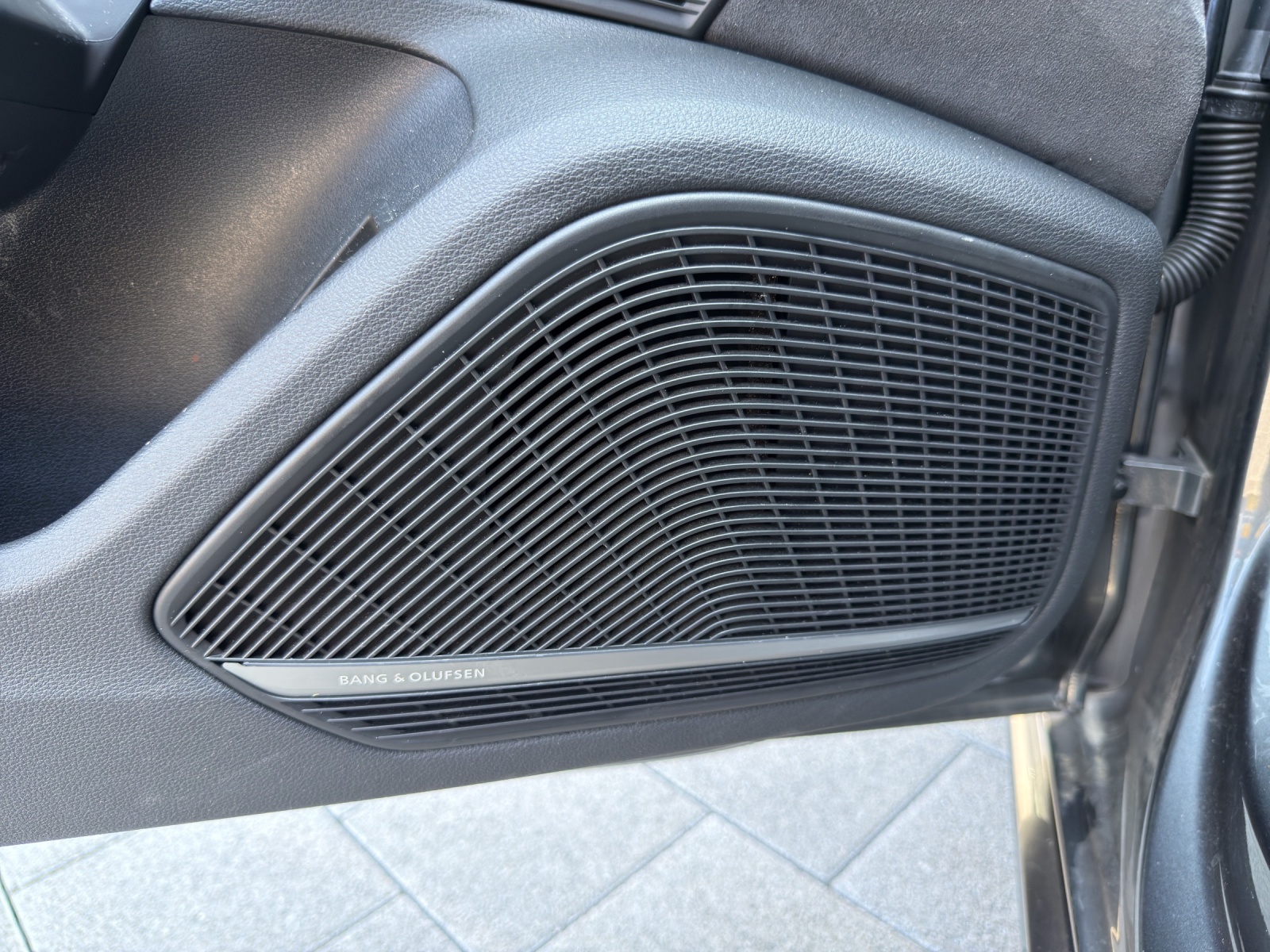 AUDI A4 Avant 2.0 TFSI Sport quattro S-Line-image-21