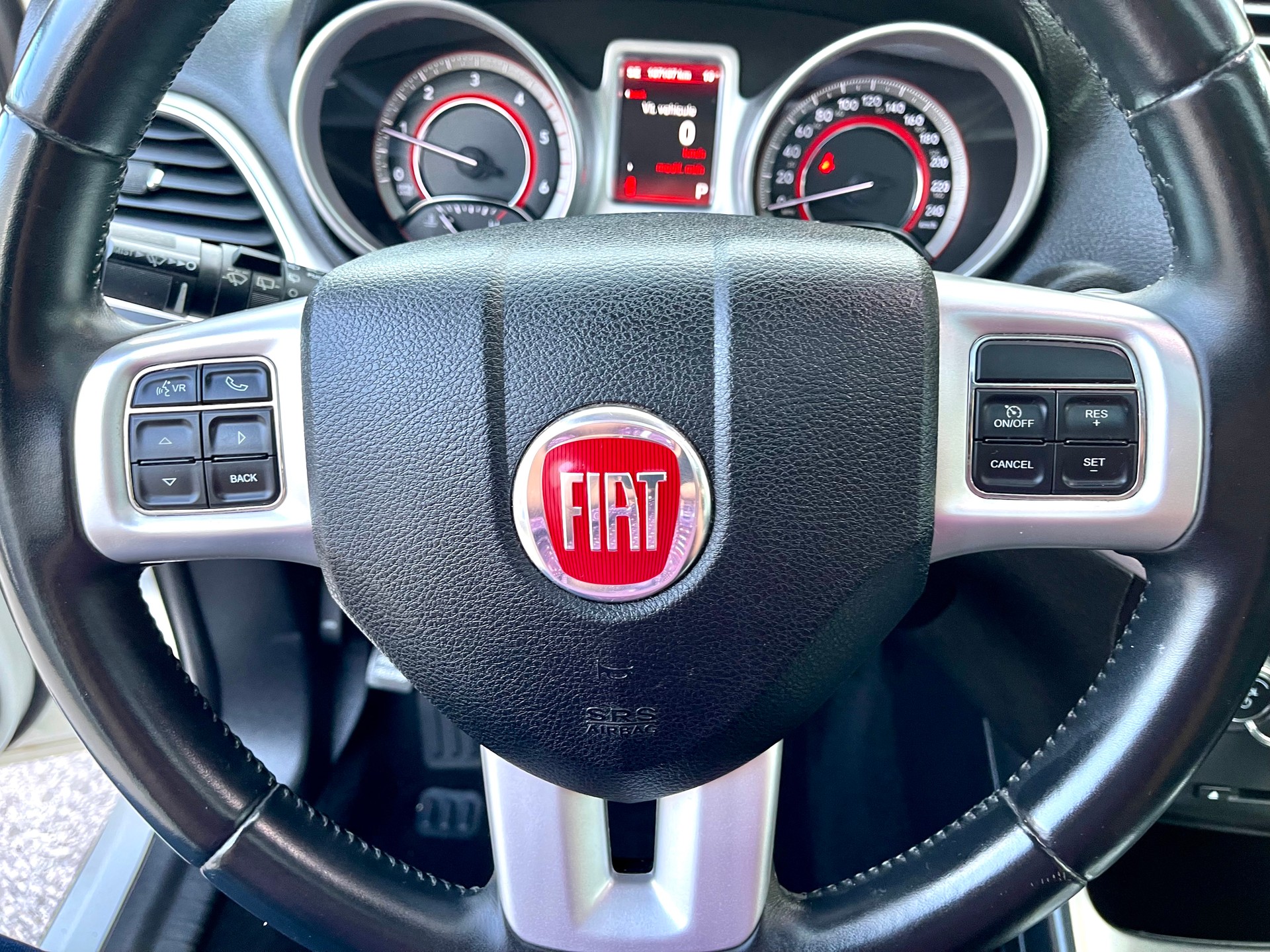 FIAT Freemont 2.0 MJ AWD Automat-image-26