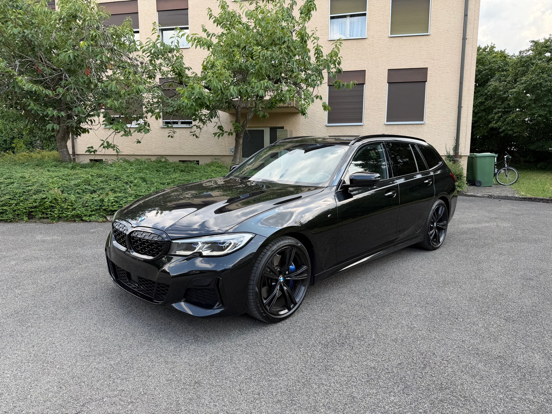 BMW M340i xDrive 48V Touring Steptronic-image-1
