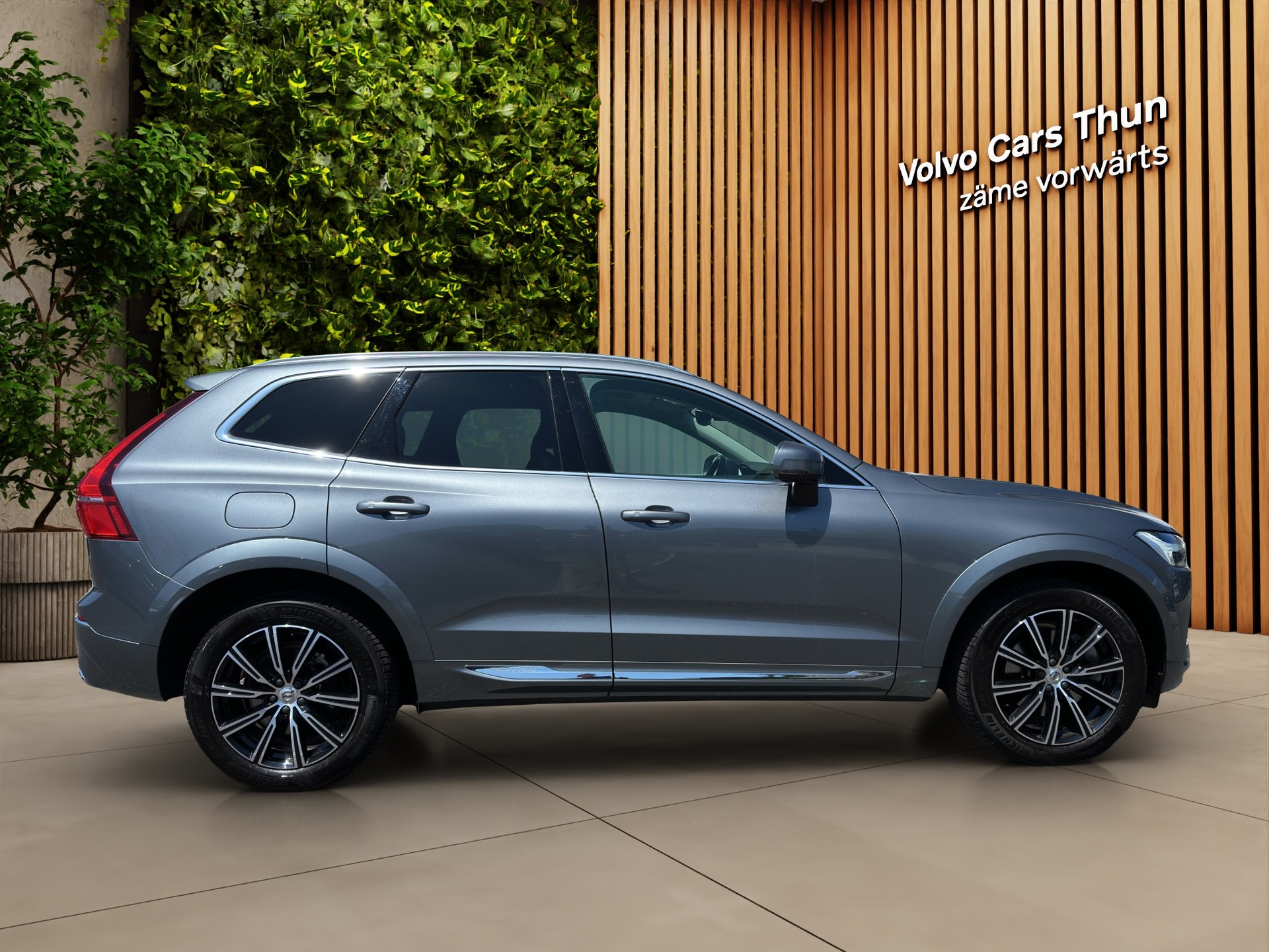 VOLVO XC60 2.0 T6 TE Inscription eAWD-image-3