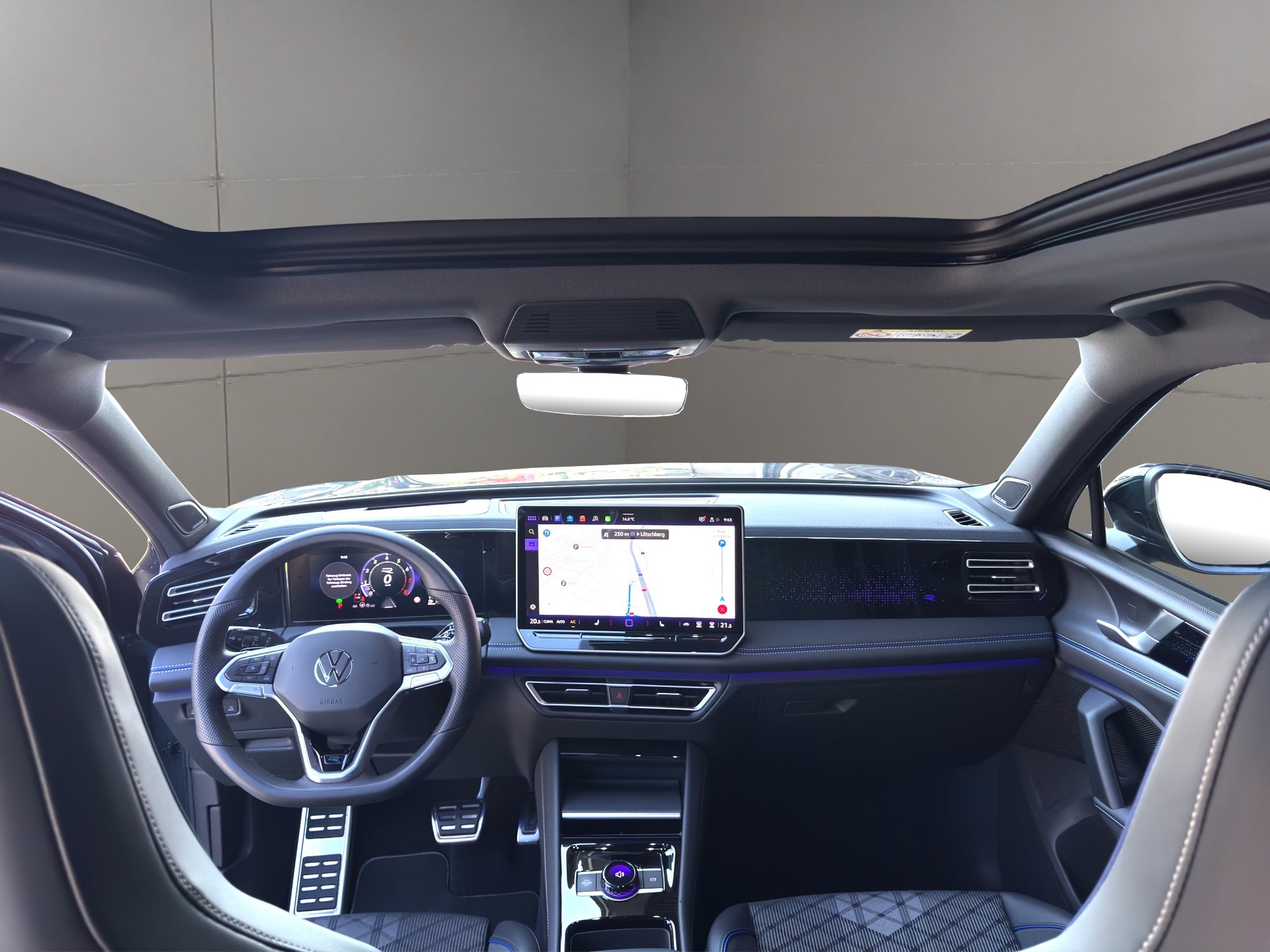 VW Tiguan 2.0 TSI DSG R-Line 4Motion-image-10