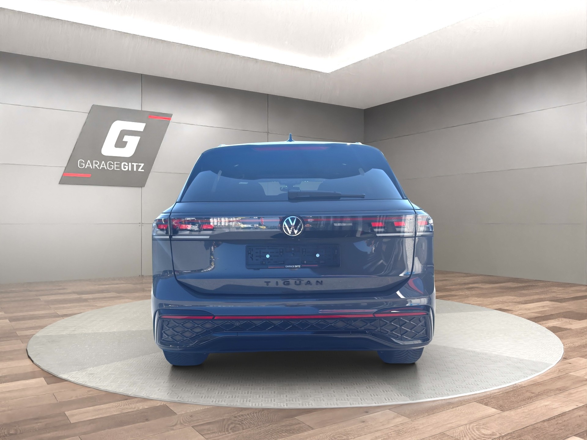 VW Tiguan 2.0 TSI DSG R-Line 4Motion-image-3