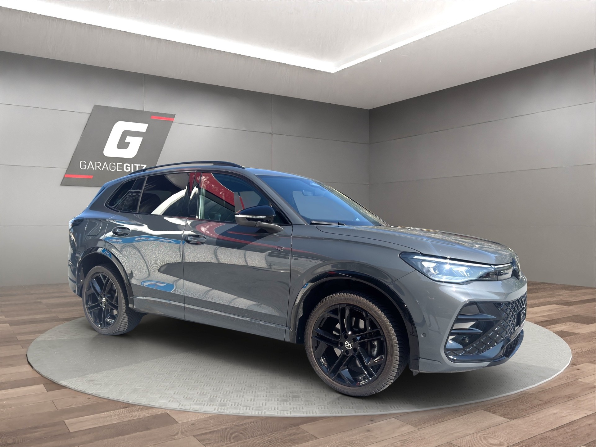 VW Tiguan 2.0 TSI DSG R-Line 4Motion-image-6