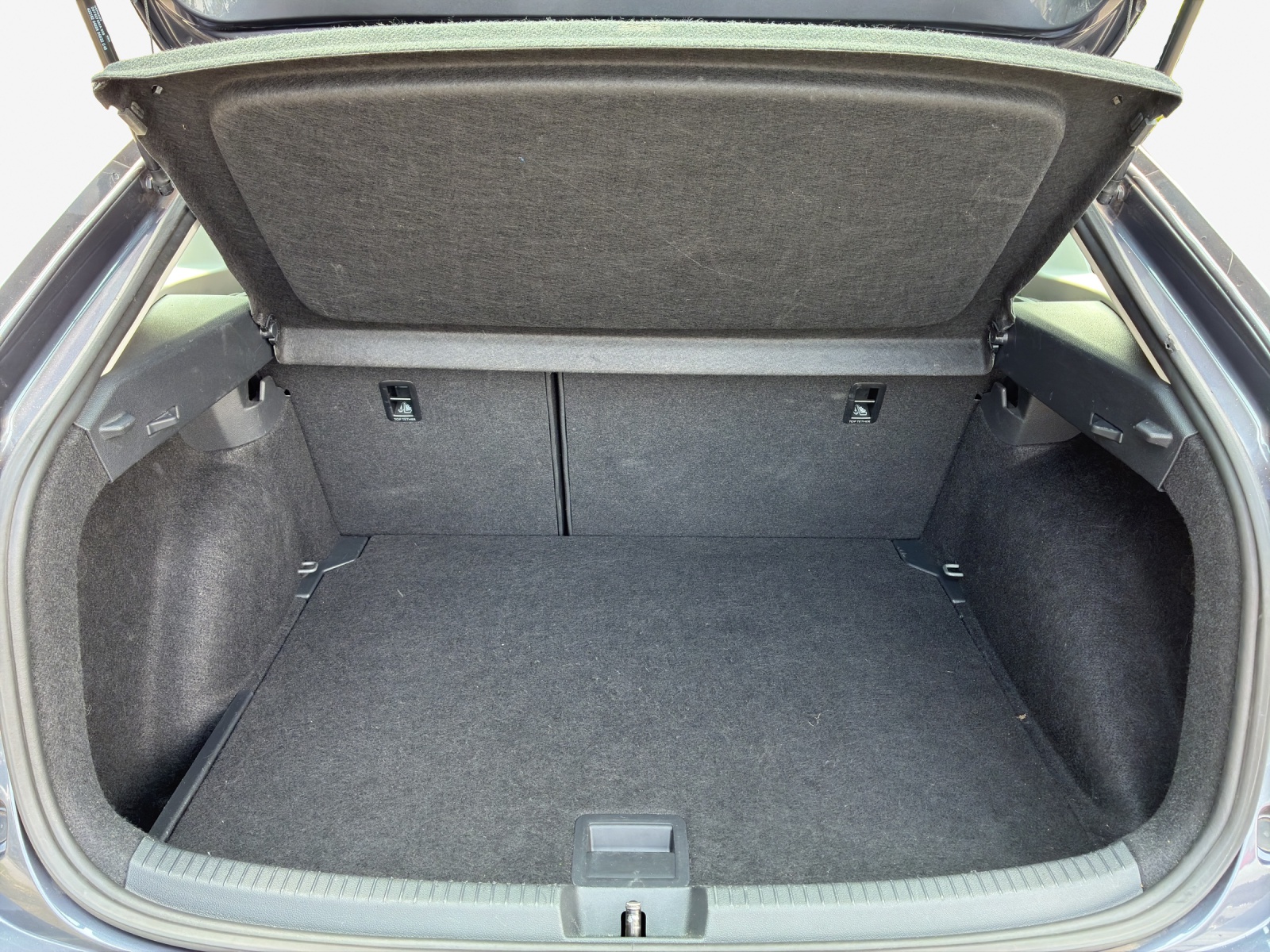 VW Taigo 1.0 TSI Life DSG-image-11