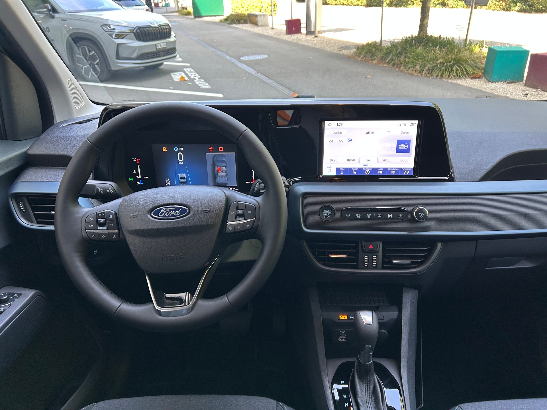 FORD Tourneo Courier 1.0 EcoBoost Active Automat-image-8