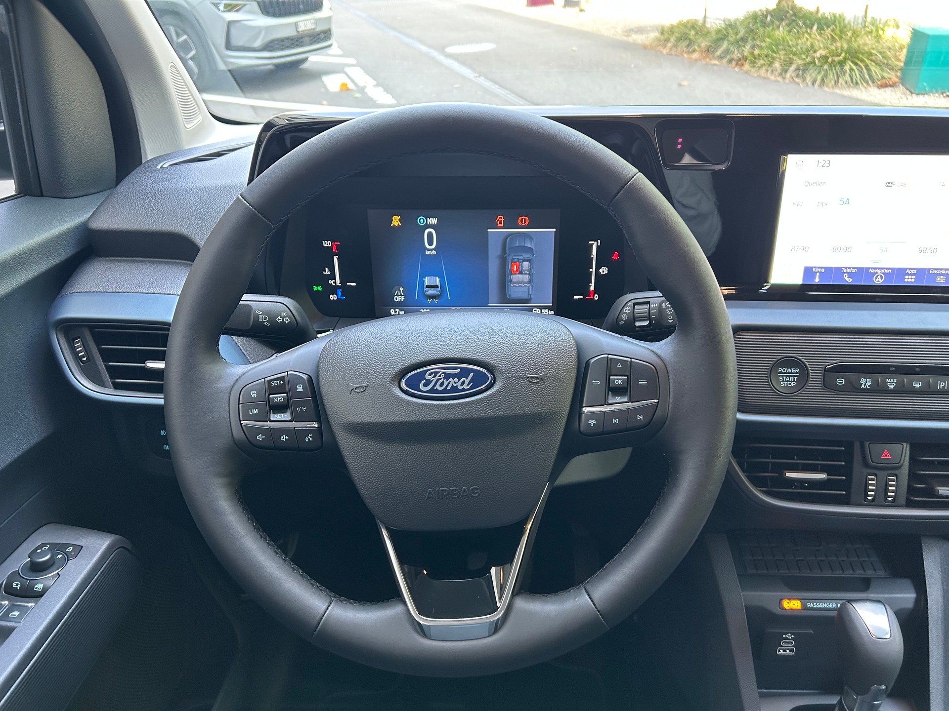 FORD Tourneo Courier 1.0 EcoBoost Active Automat-image-9
